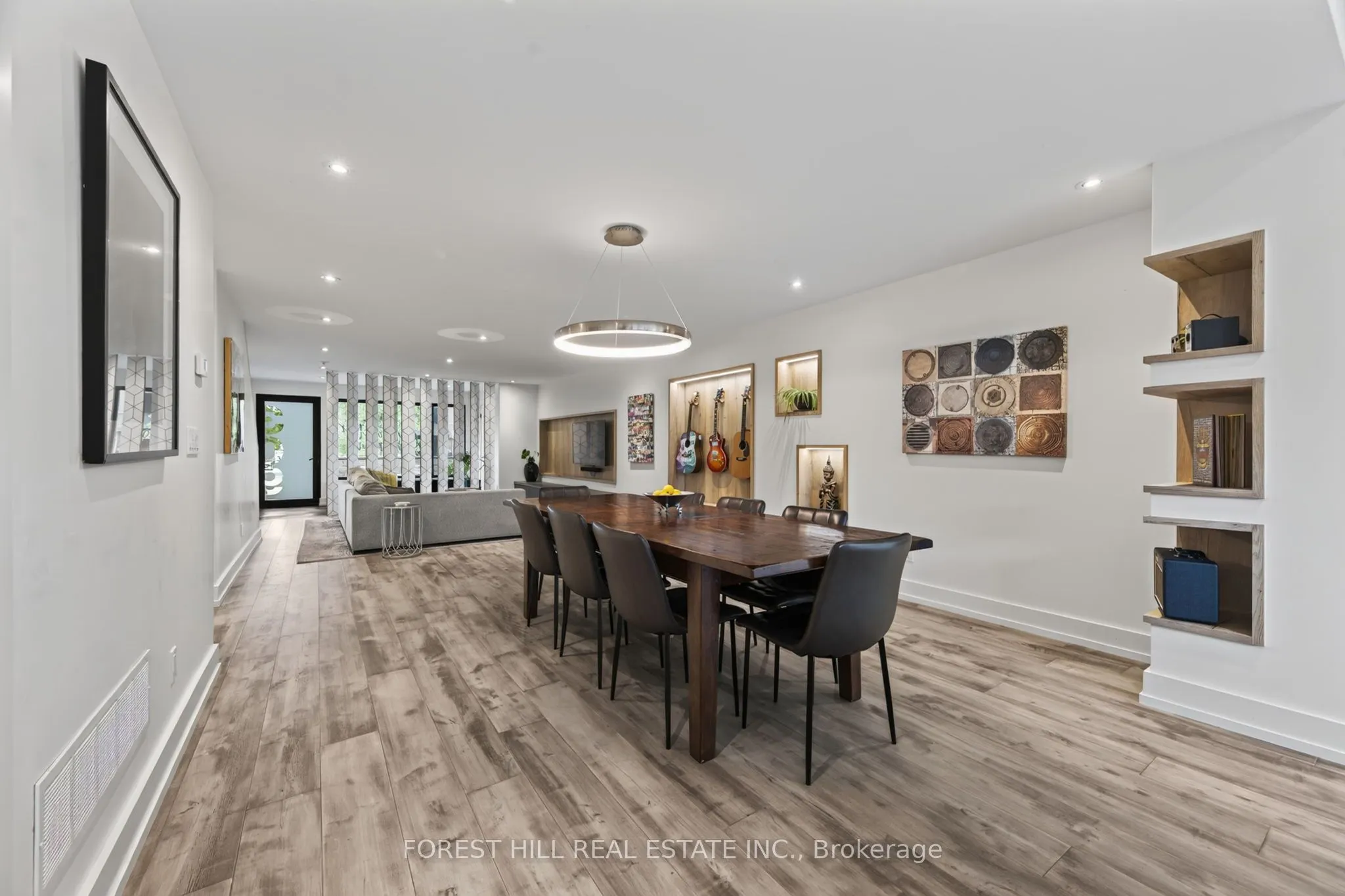 309 Wychwood Avenue