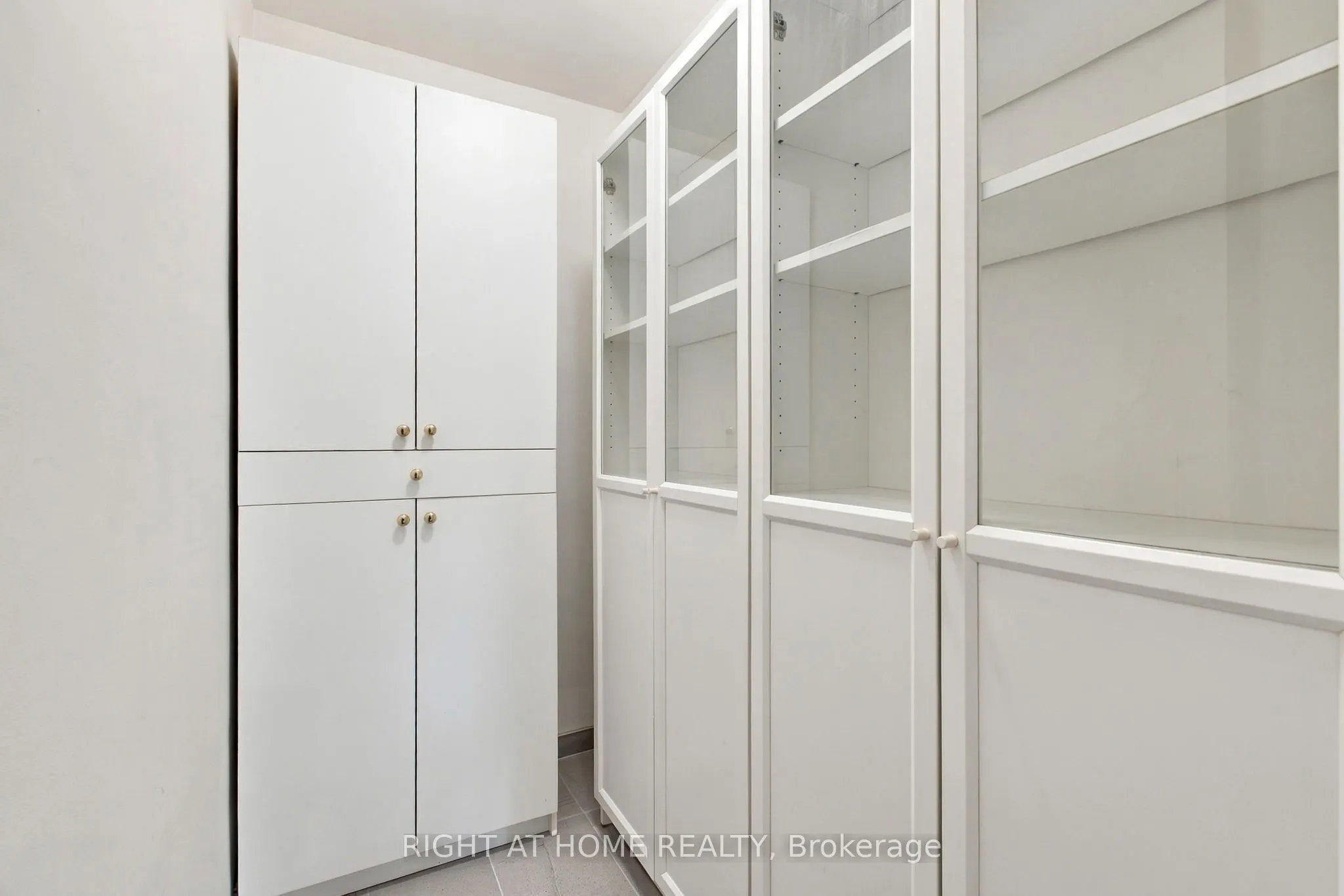4001 Don Mills Road #148