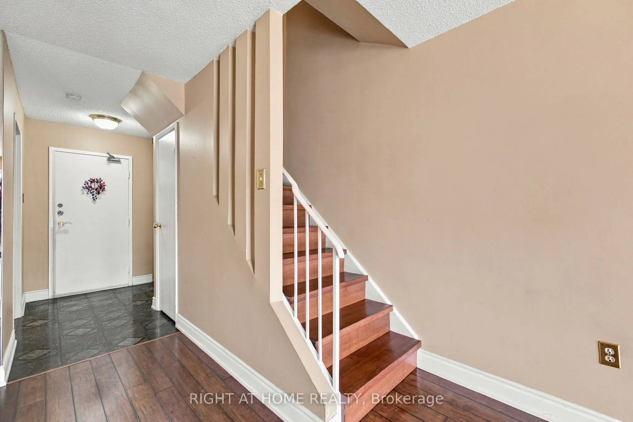 4001 Don Mills Road #148