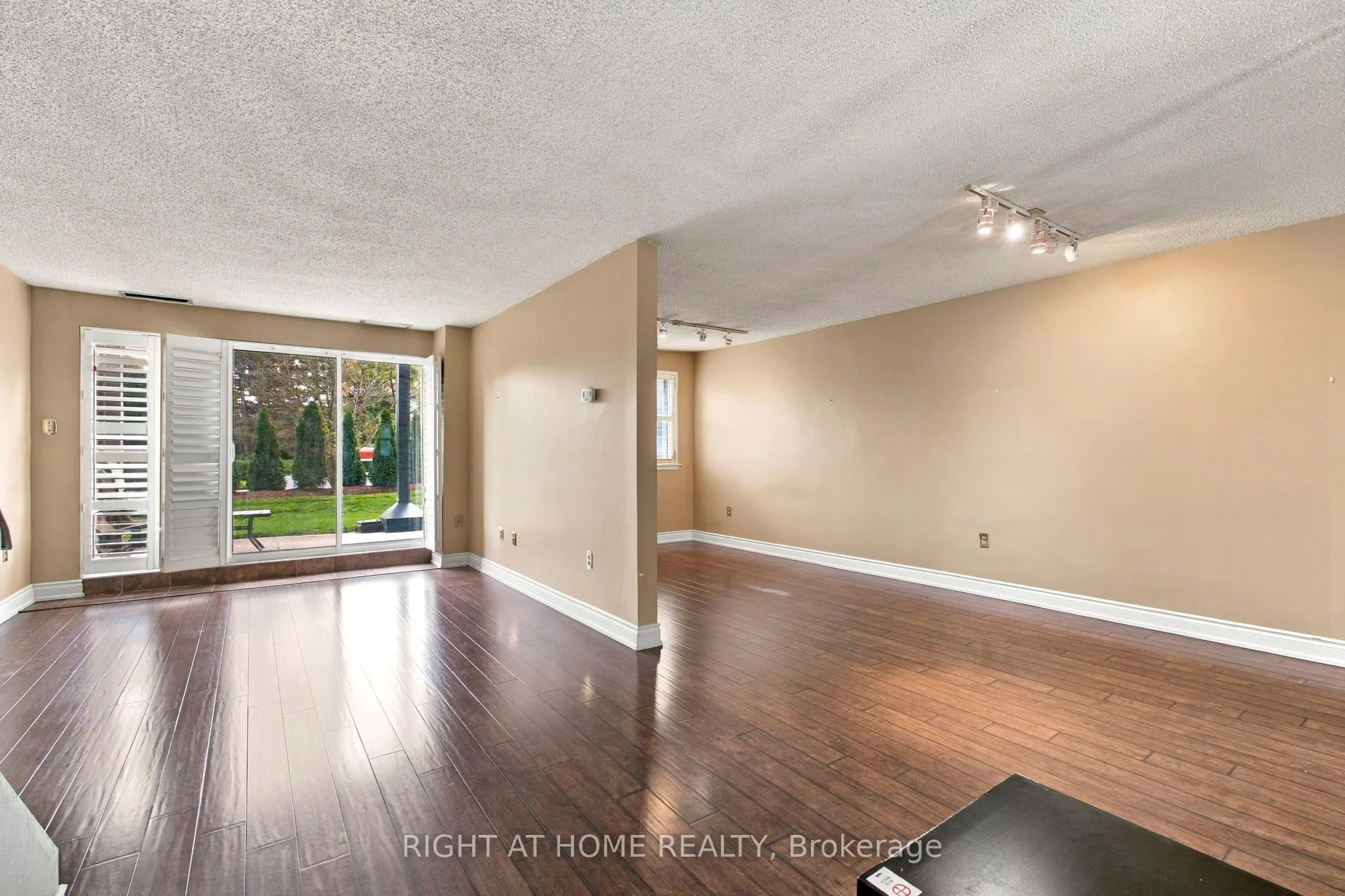 4001 Don Mills Road #148
