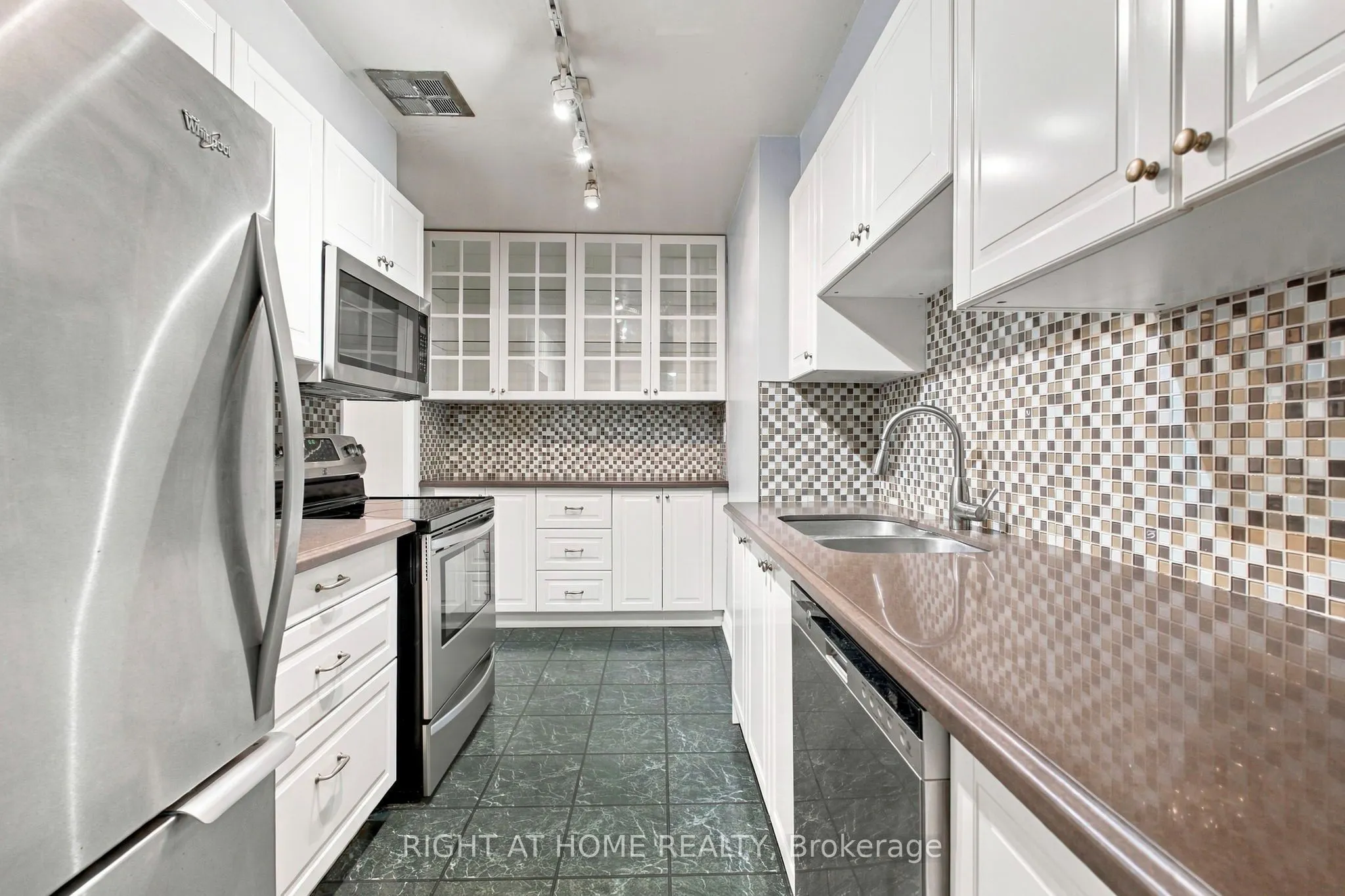 4001 Don Mills Road #148