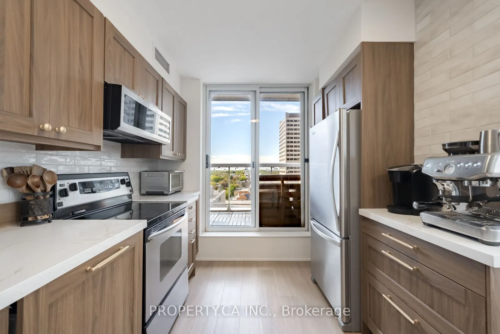 43 Eglinton Avenue E #1902