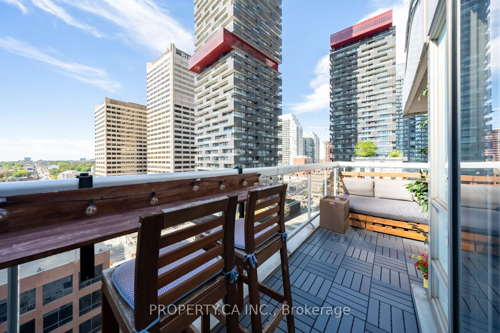43 Eglinton Avenue E #1902