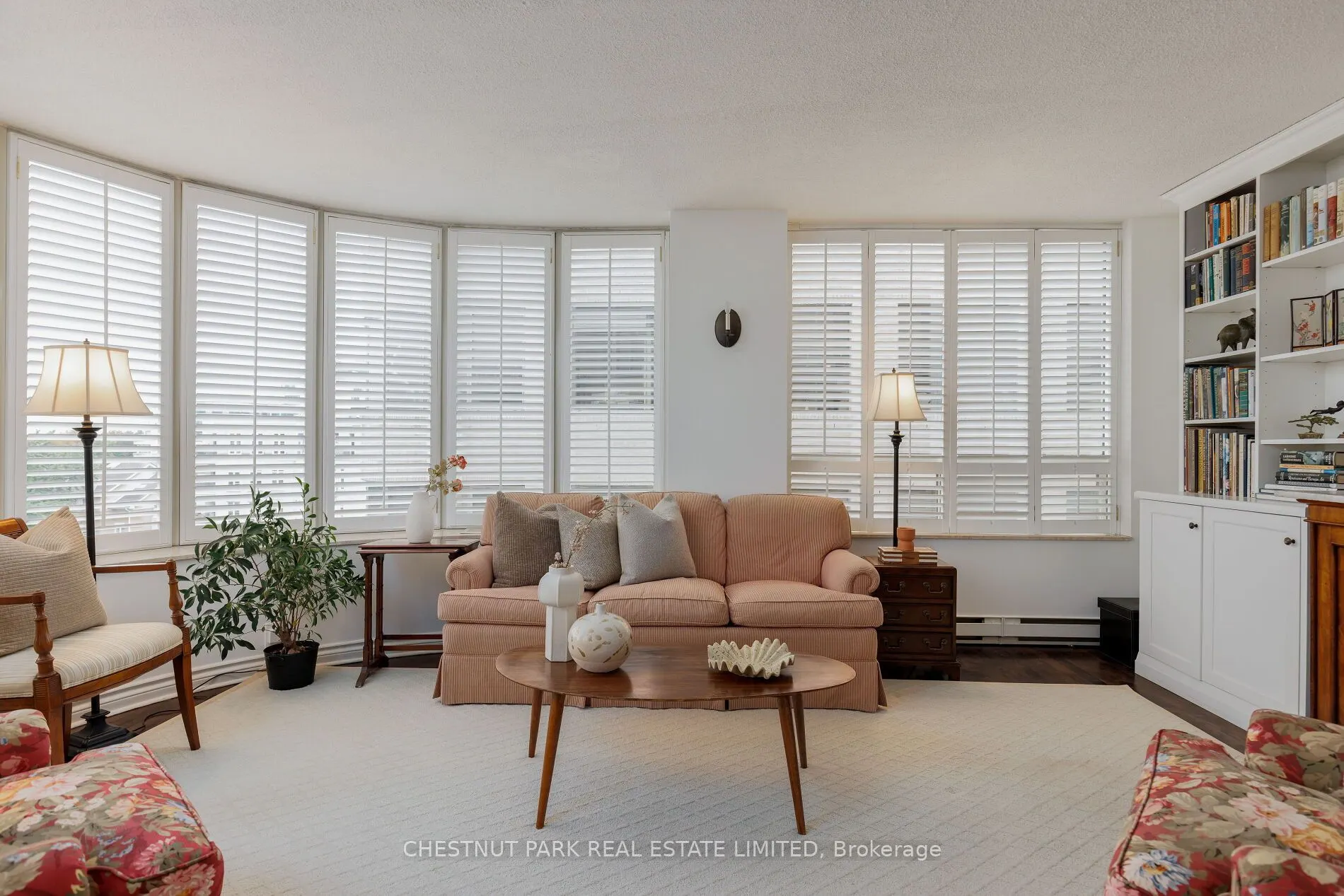 1177 Yonge Street #516
