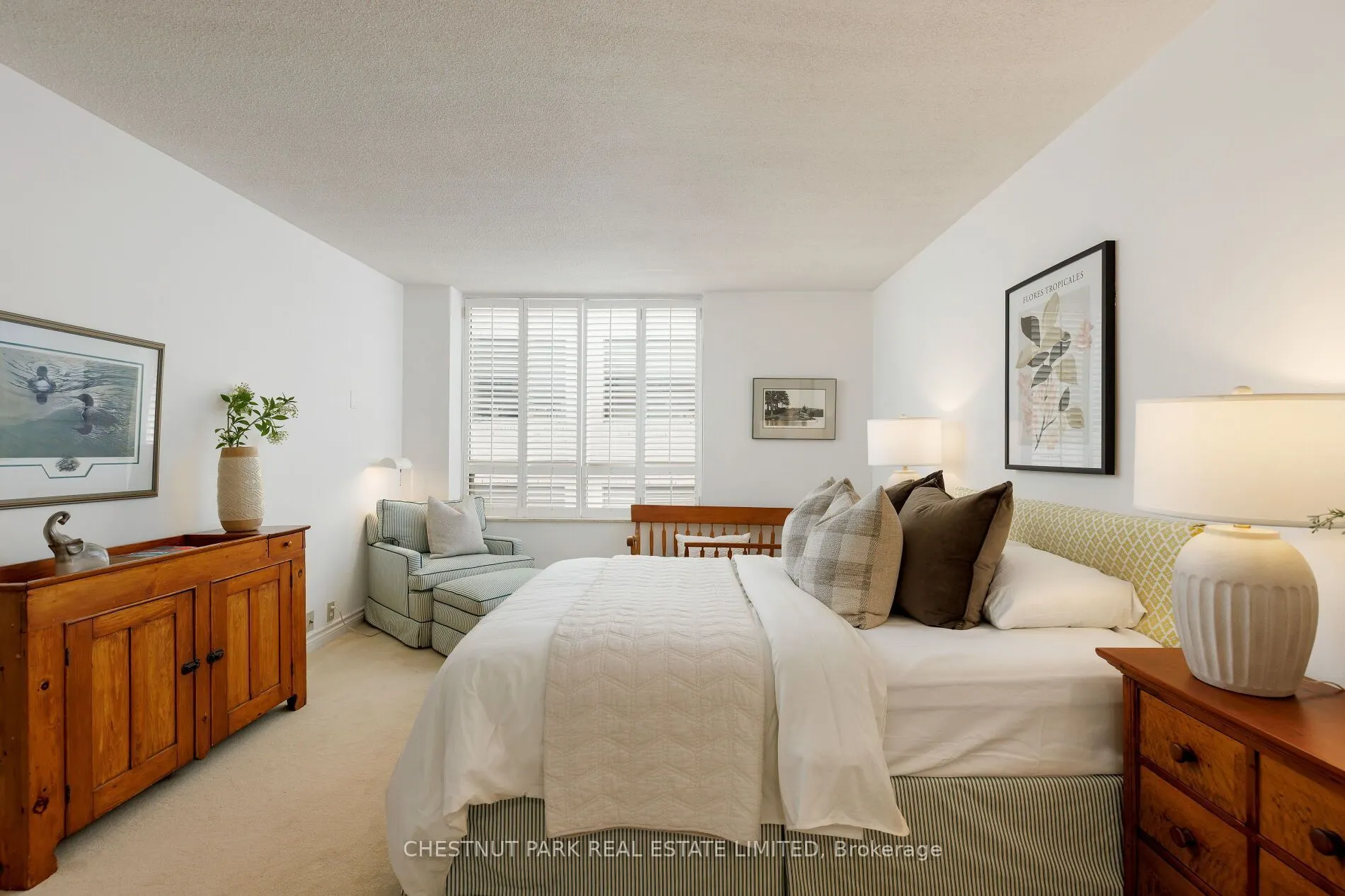 1177 Yonge Street #516