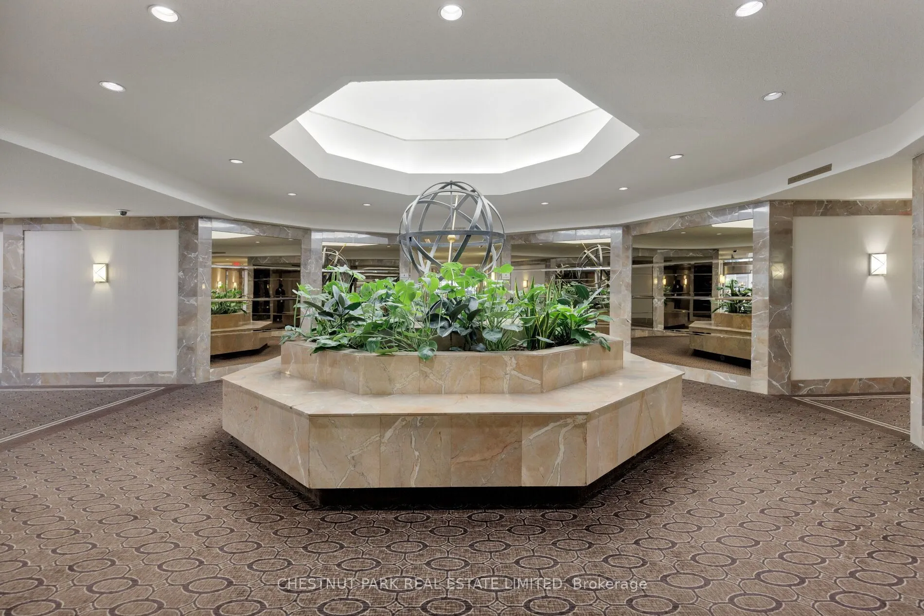 1177 Yonge Street #516