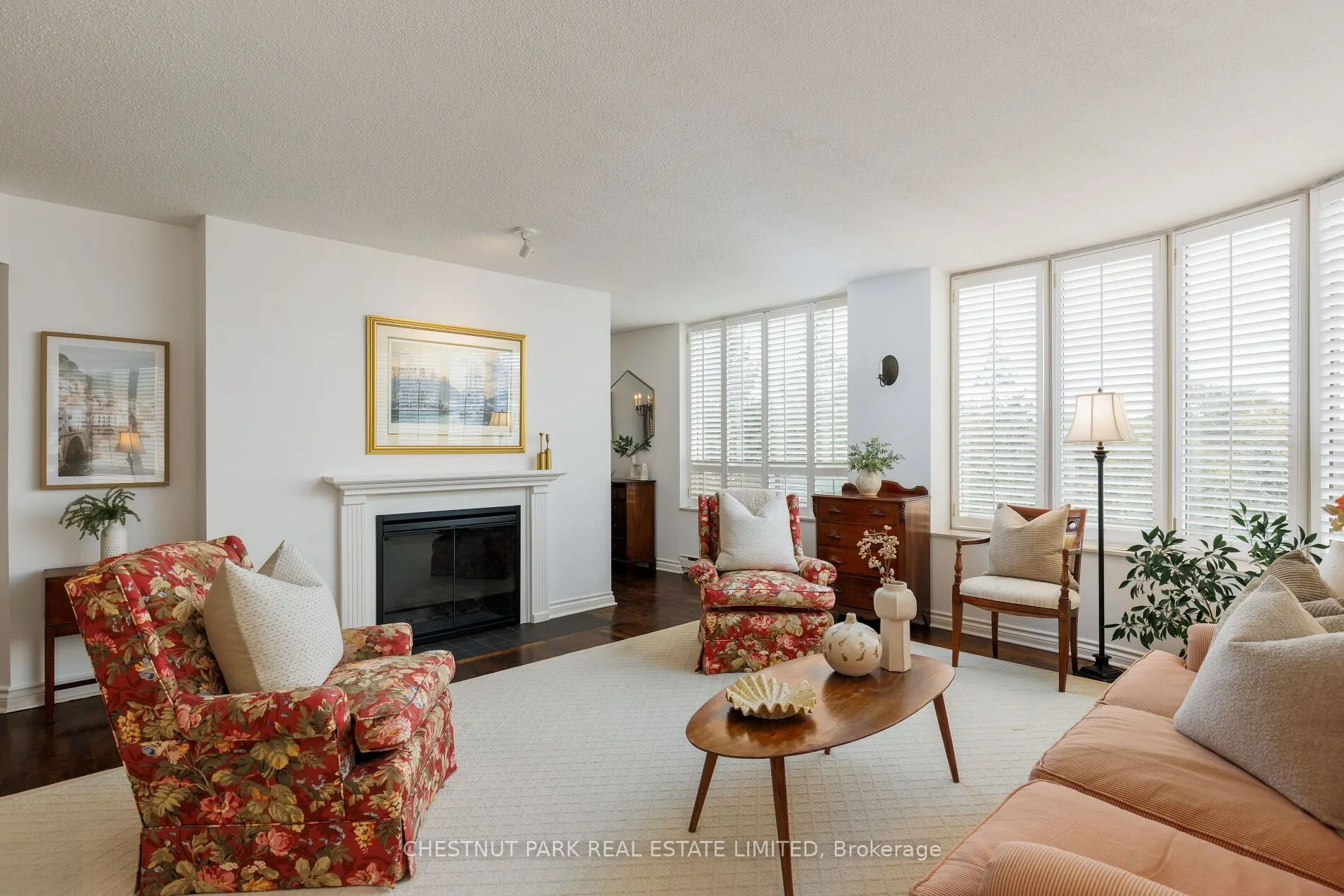 1177 Yonge Street #516
