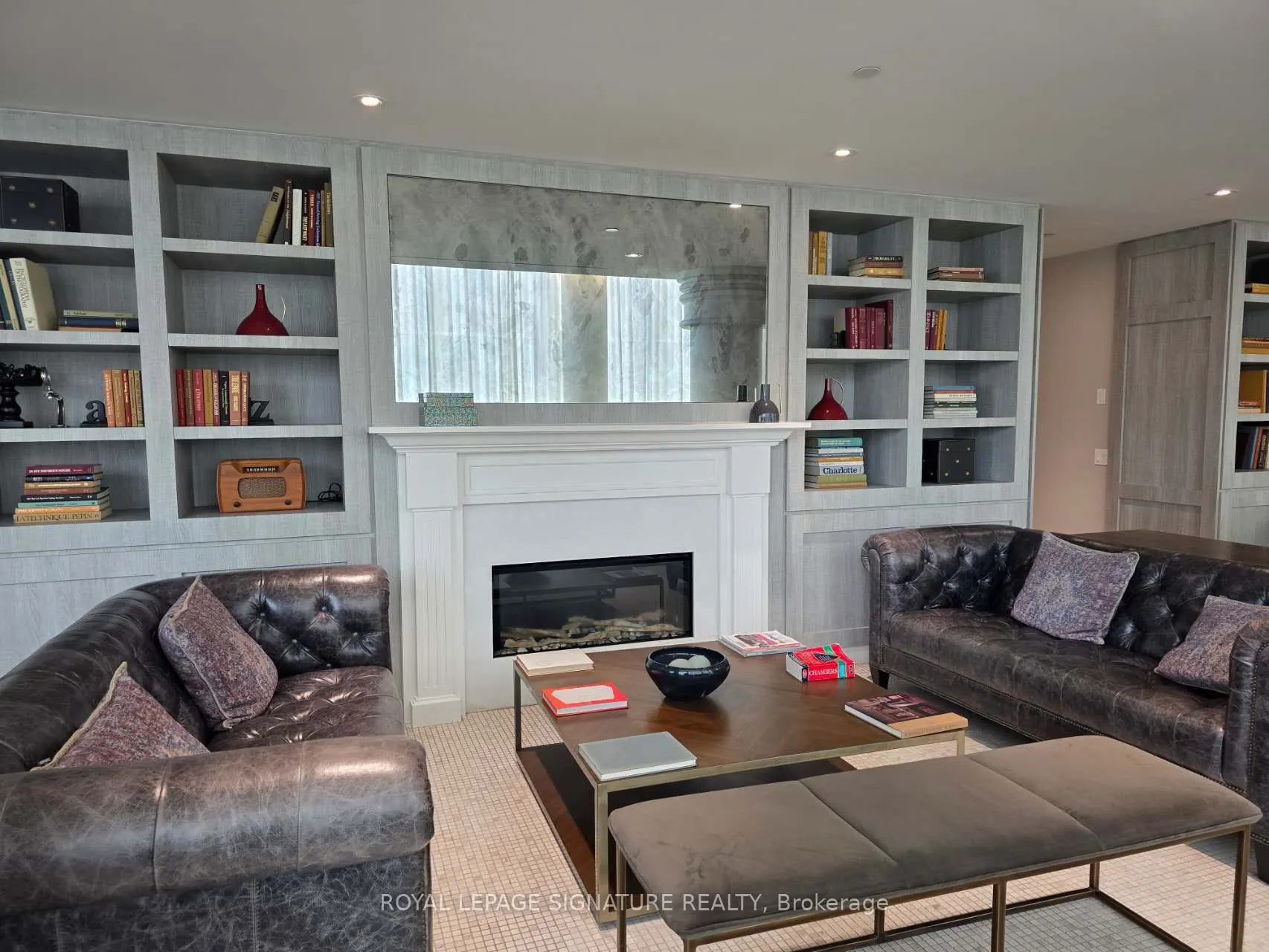 33 Helendale Avenue #421