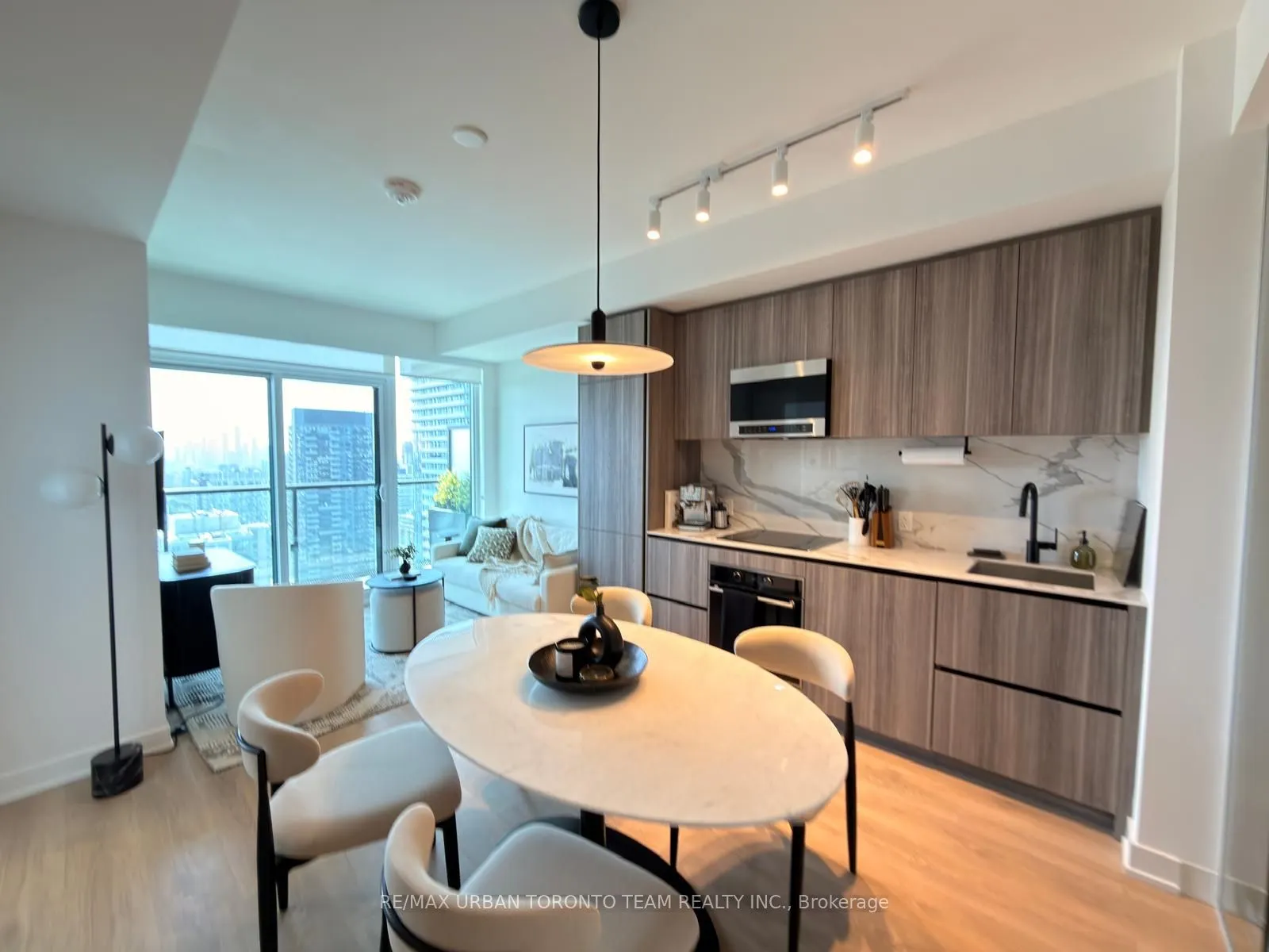 127 Broadway Avenue #3013