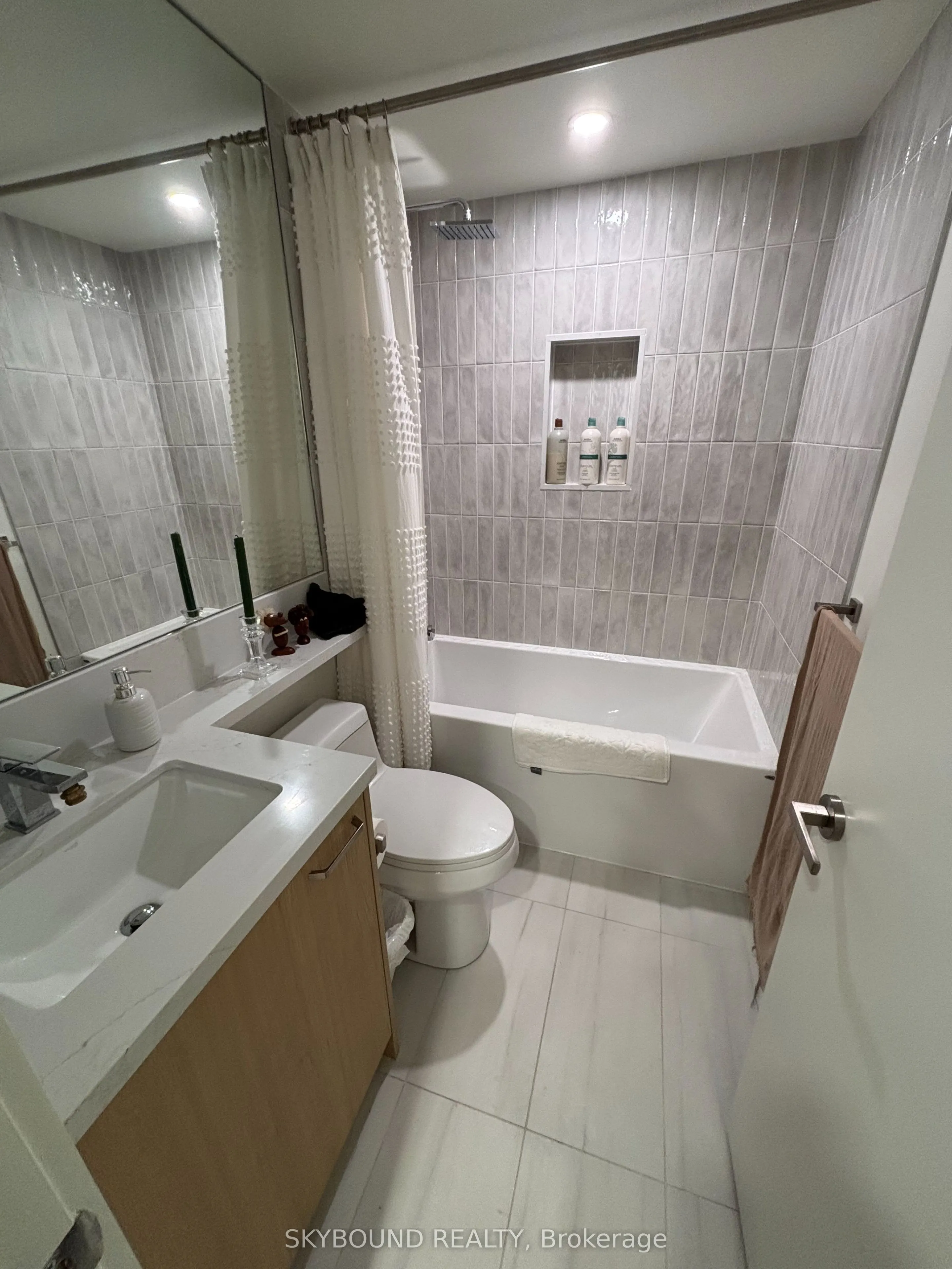 45 Bellevue Avenue #2B