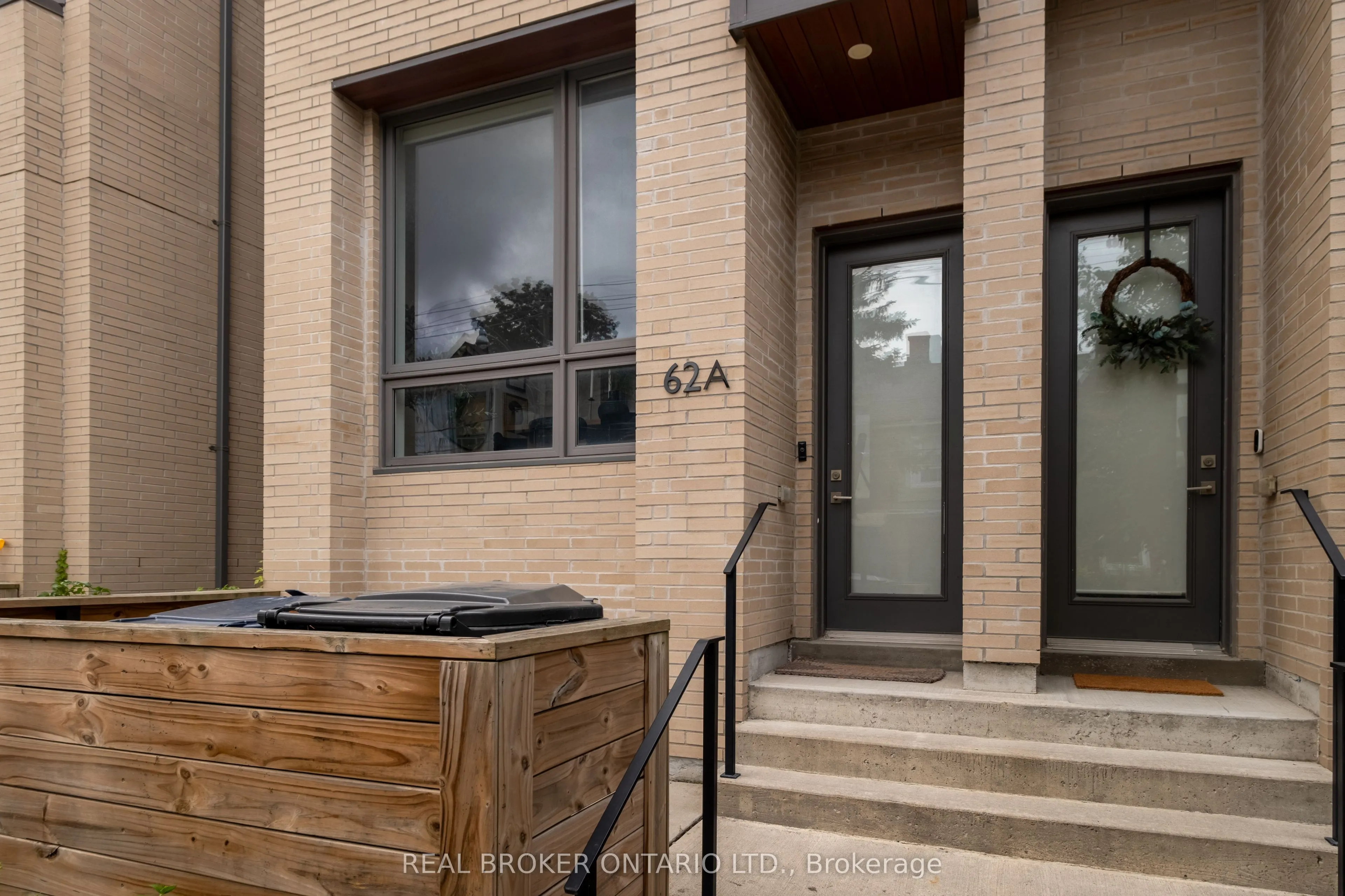 62A Perth Avenue