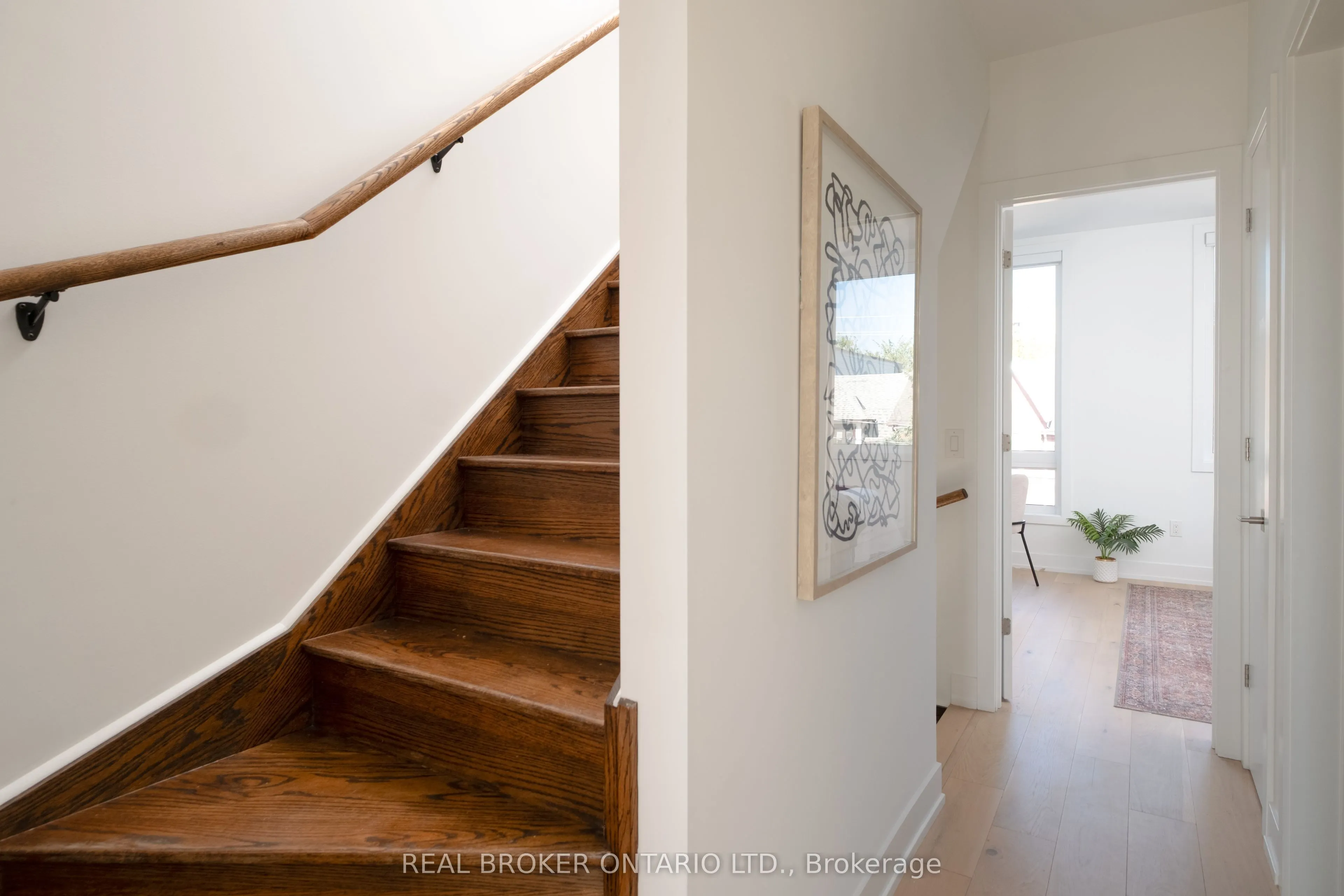 62A Perth Avenue