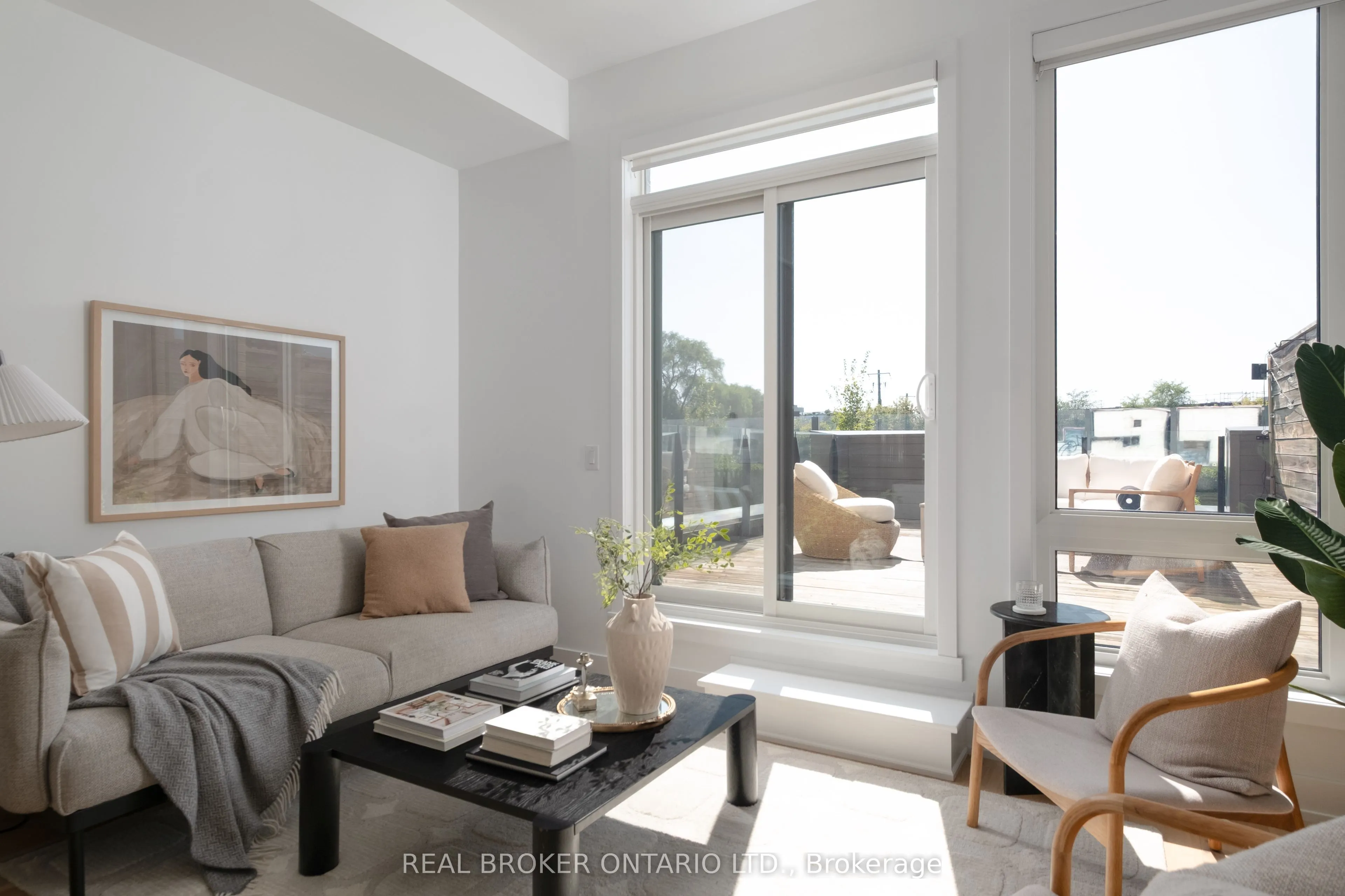 62A Perth Avenue