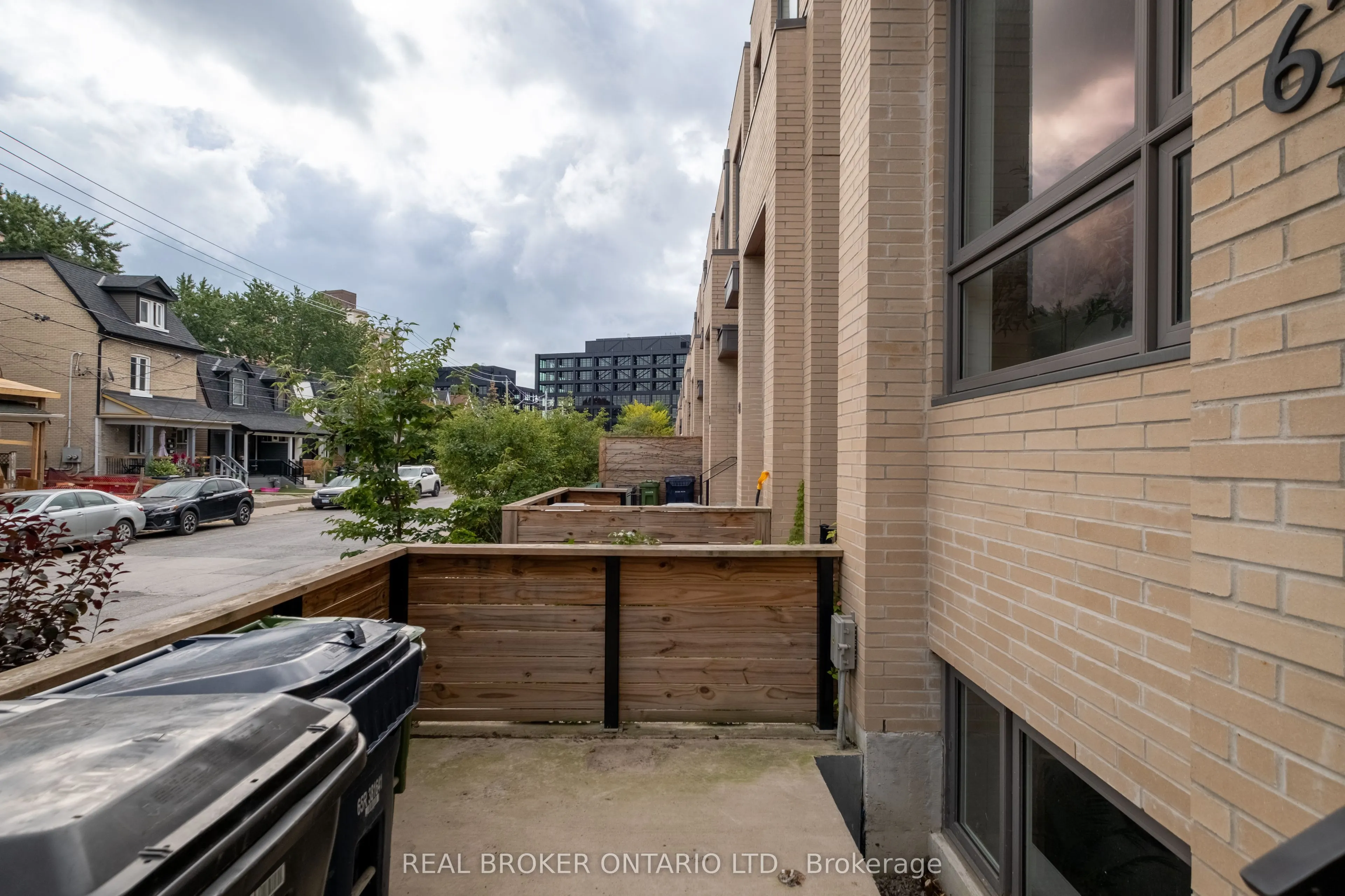 62A Perth Avenue