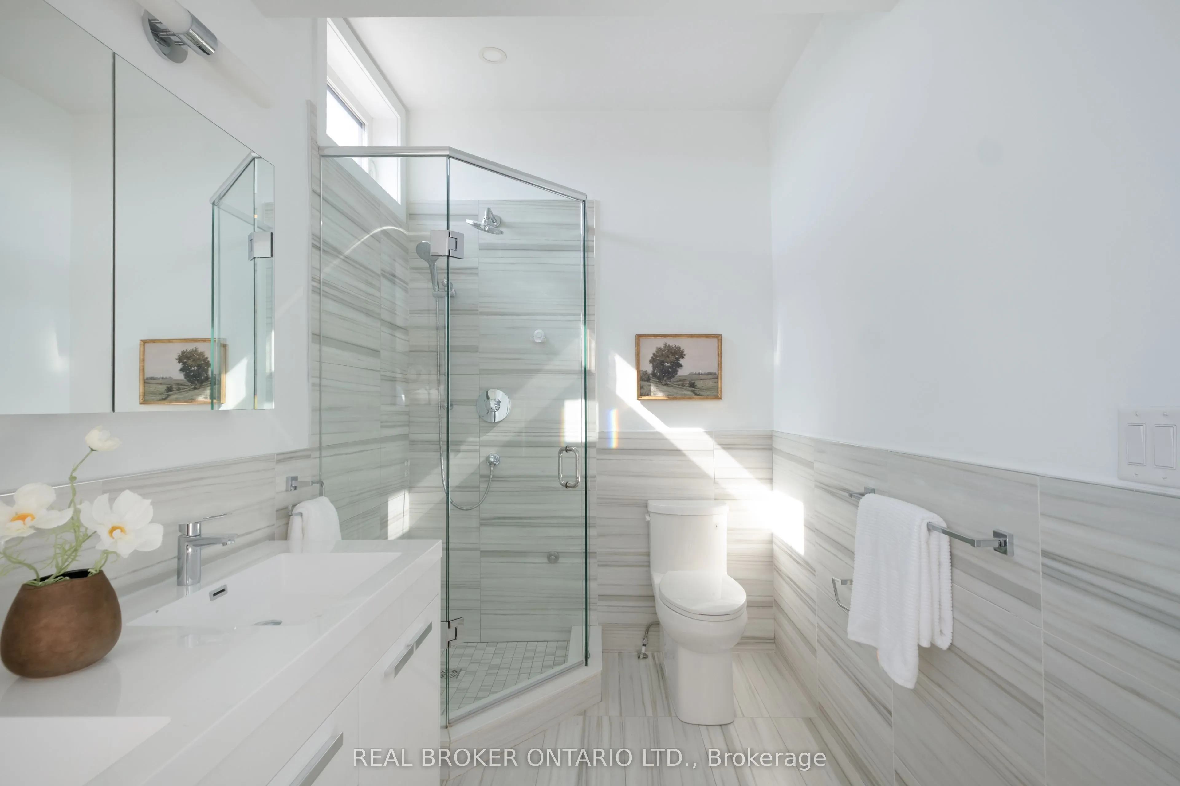 62A Perth Avenue