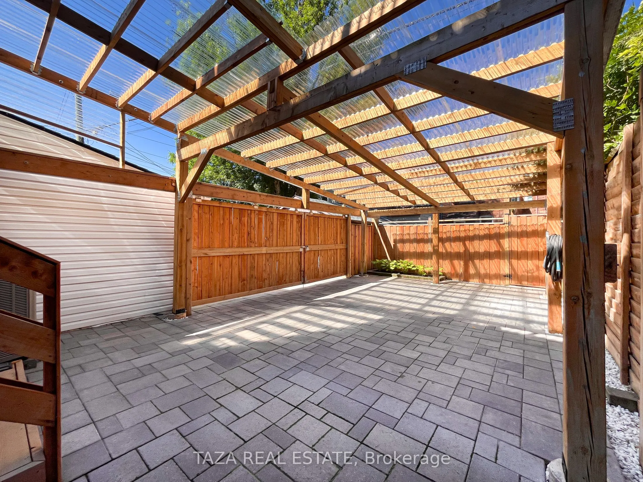 46 Euclid Avenue
