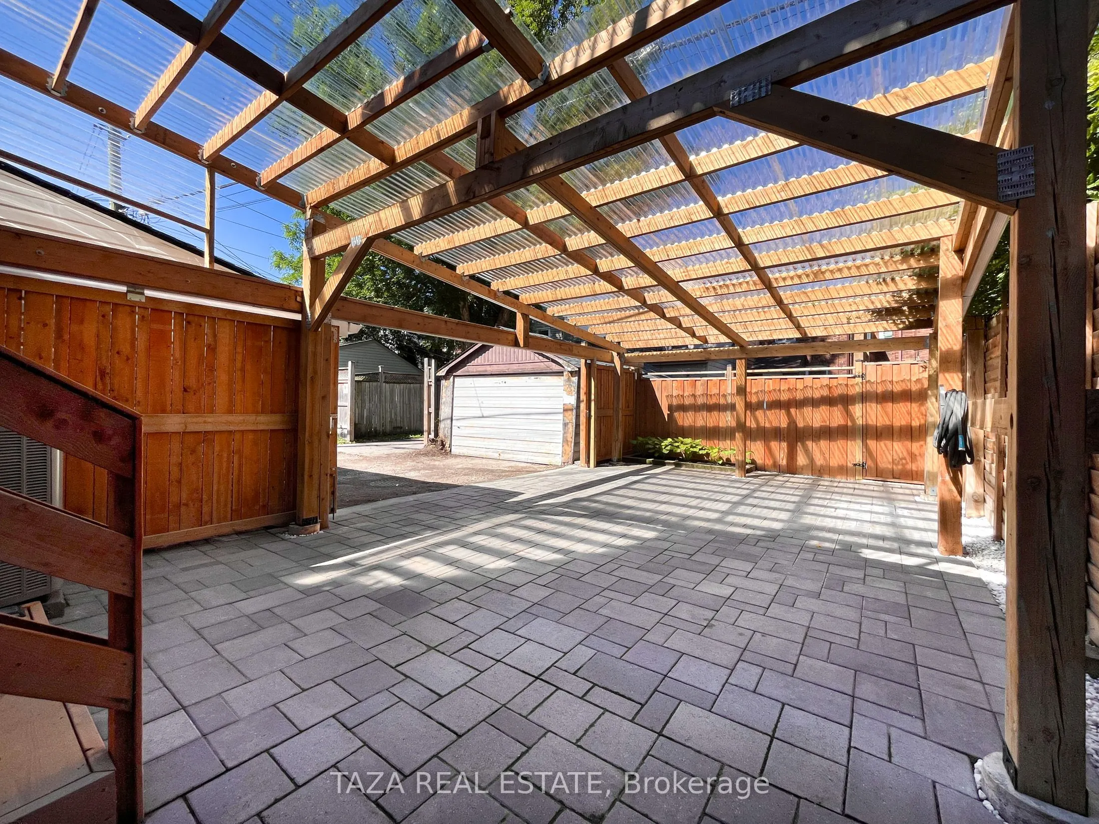 46 Euclid Avenue