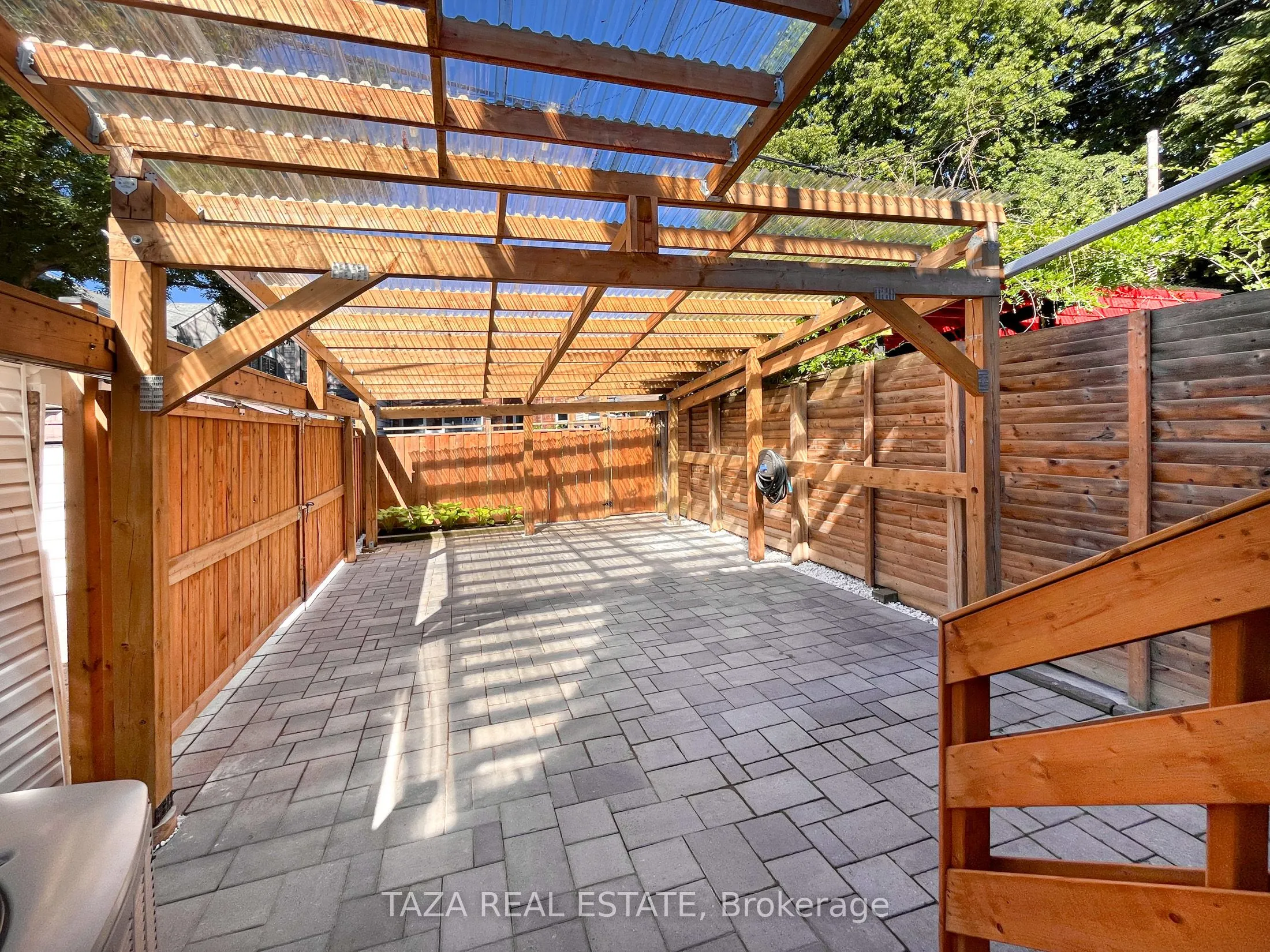46 Euclid Avenue