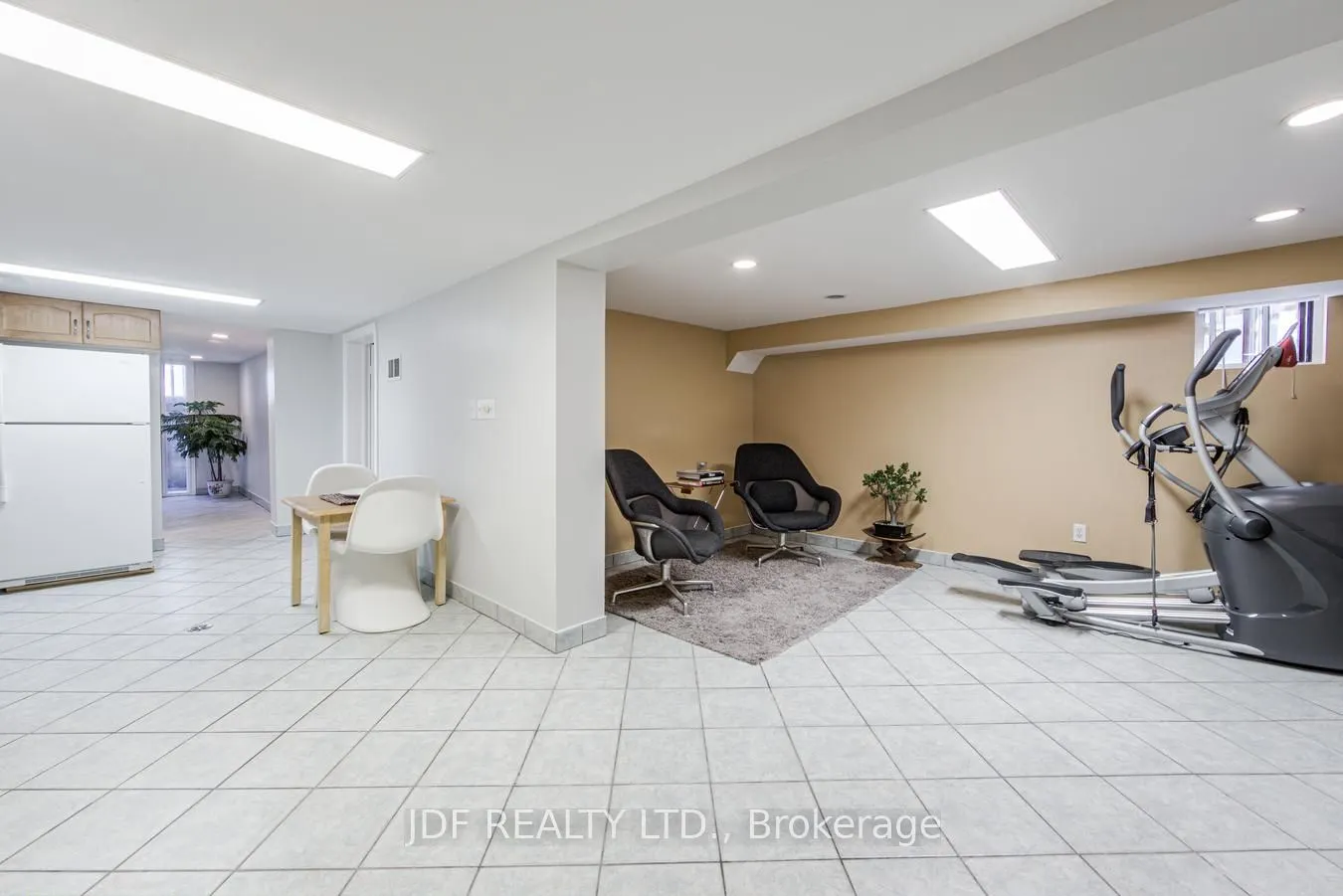 313 Vaughan Road