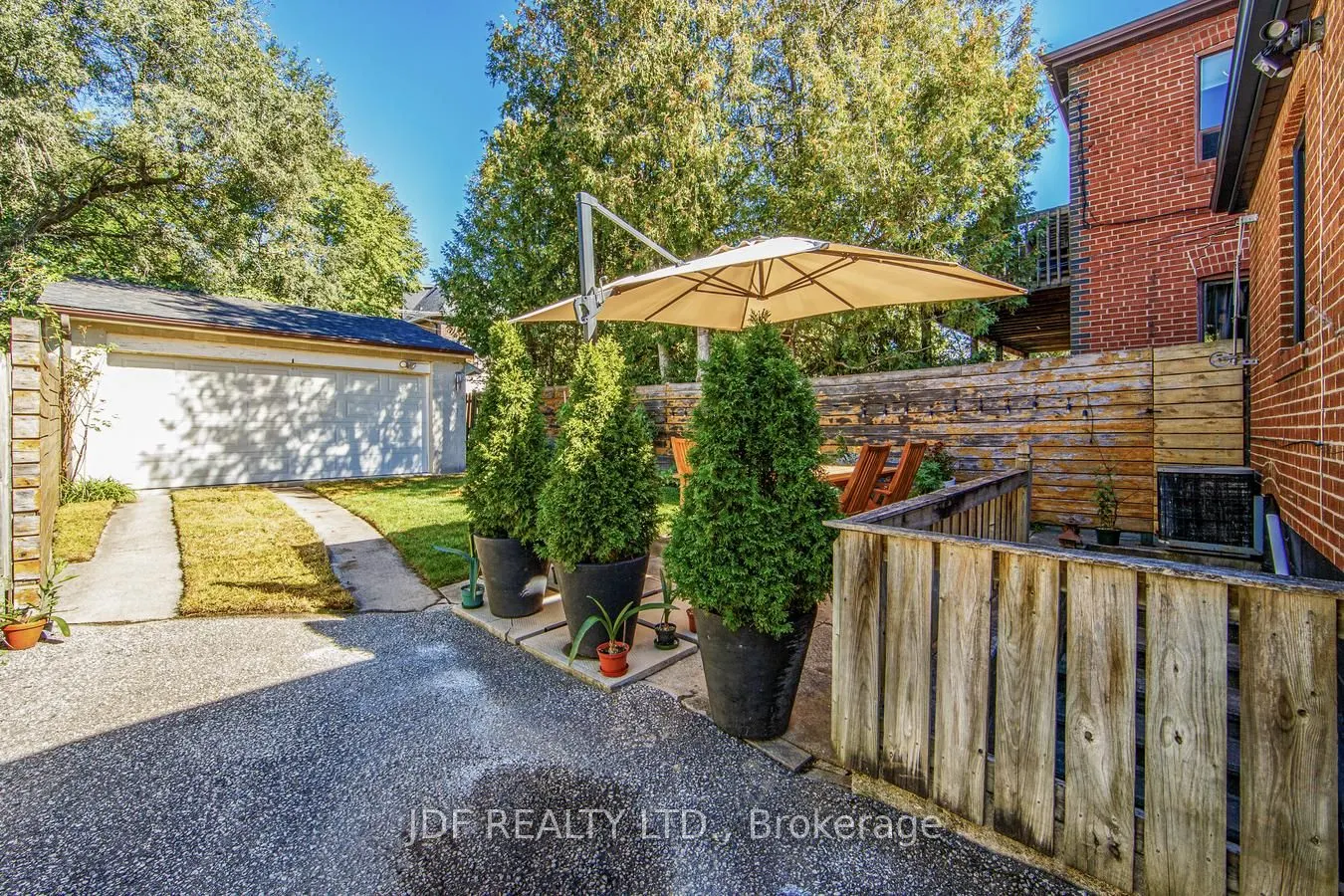 313 Vaughan Road