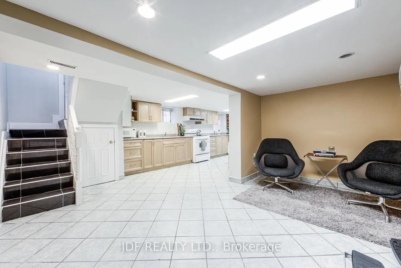 313 Vaughan Road