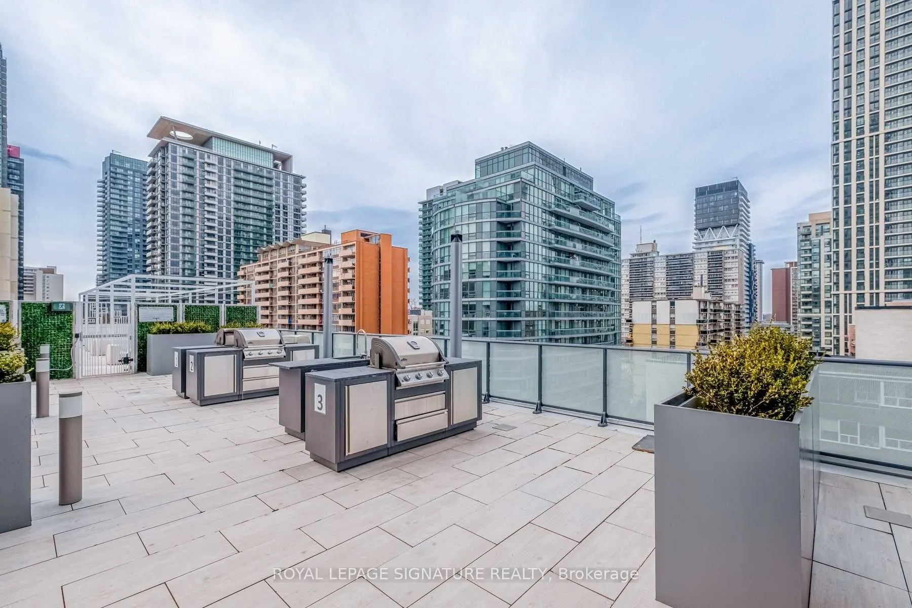 161 Roehampton Avenue #3604