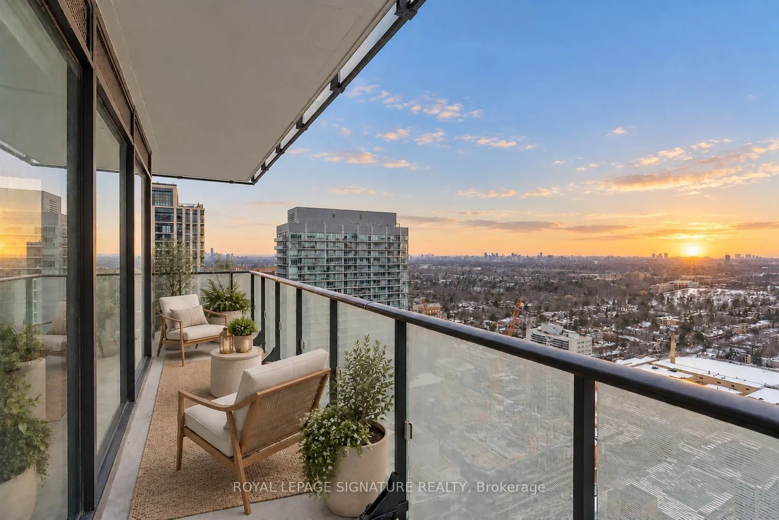 161 Roehampton Avenue #3604