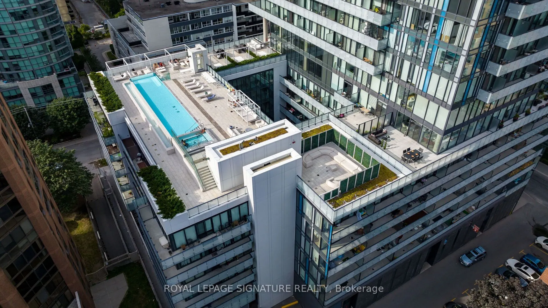 161 Roehampton Avenue #3604