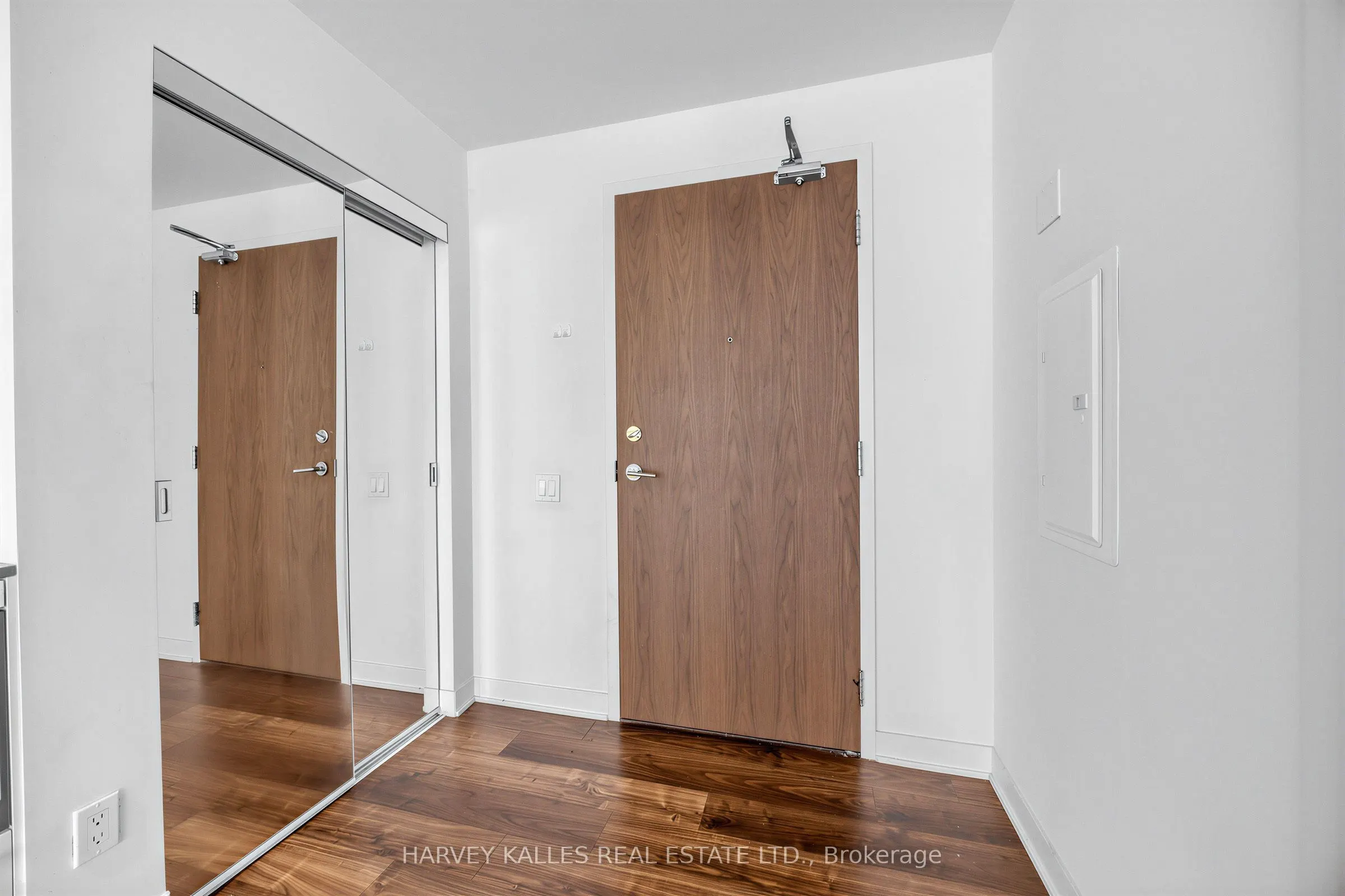 90 Queens Wharf Road #608