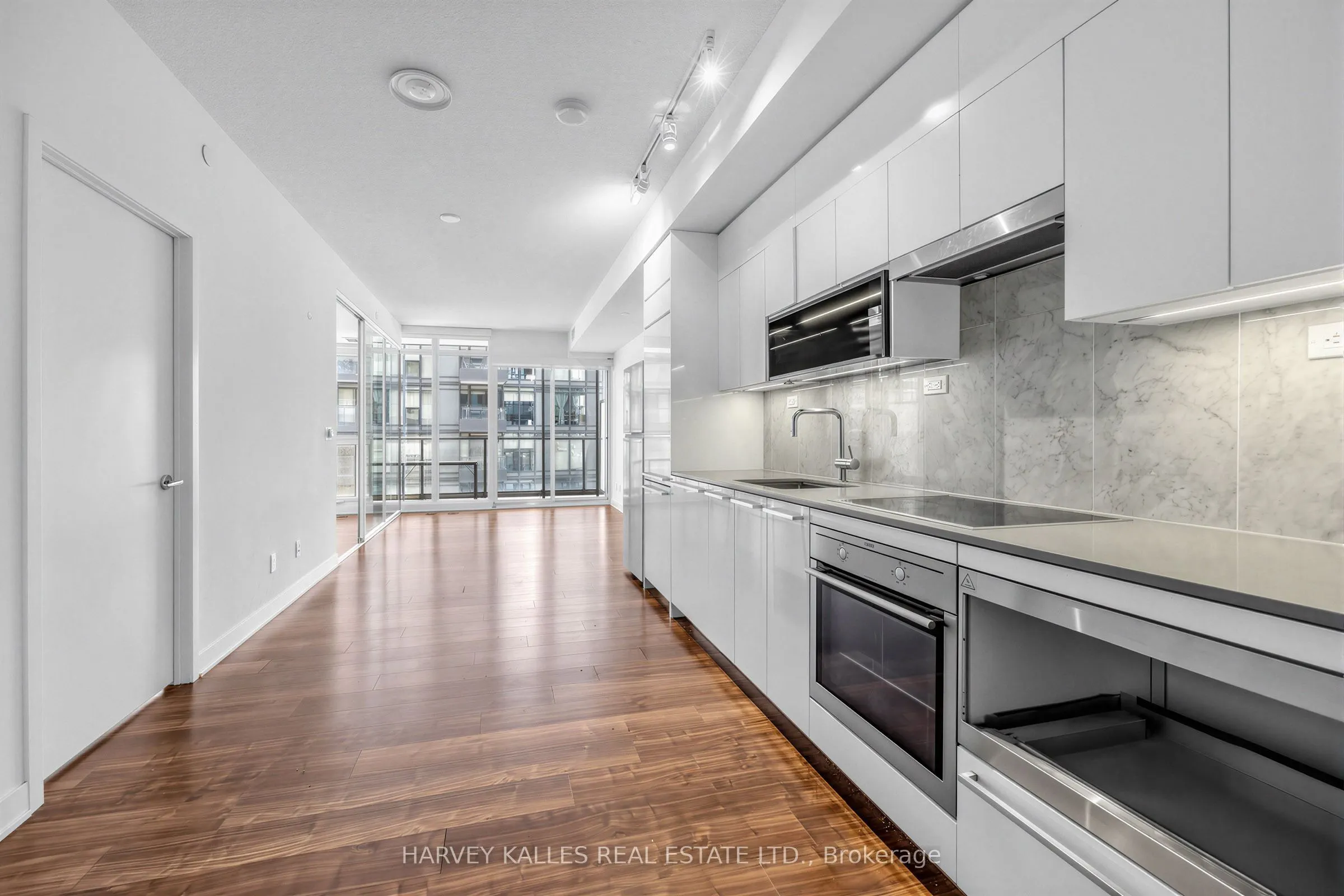 90 Queens Wharf Road #608