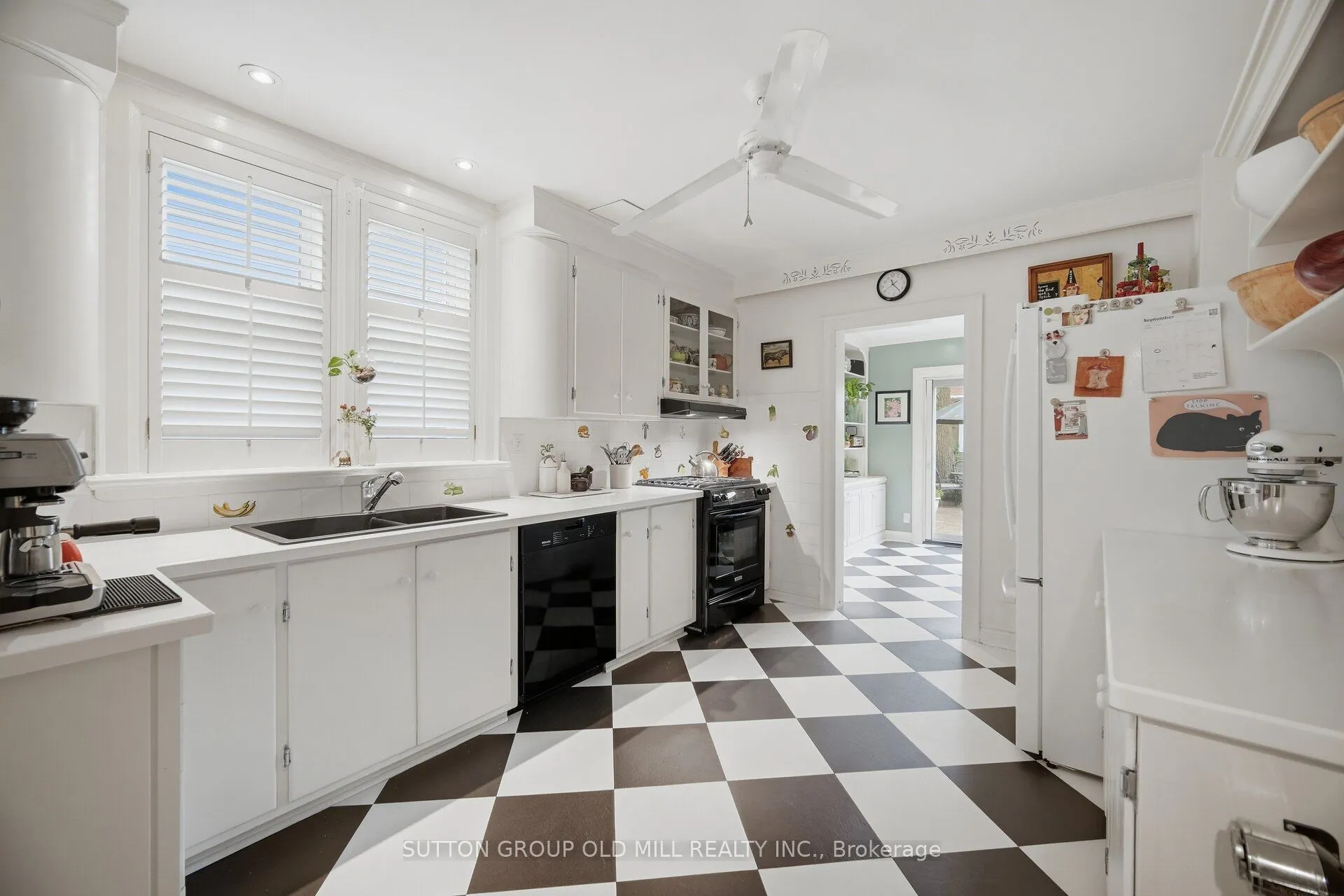 111 Palmerston Avenue