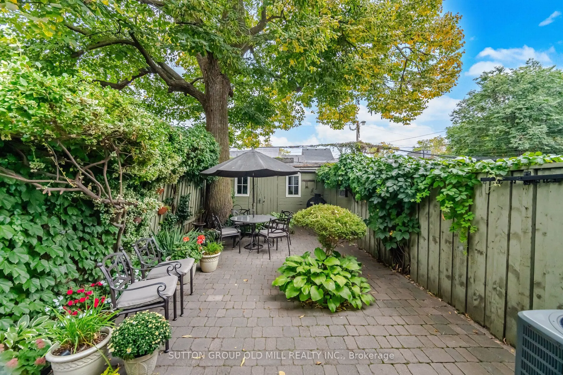111 Palmerston Avenue