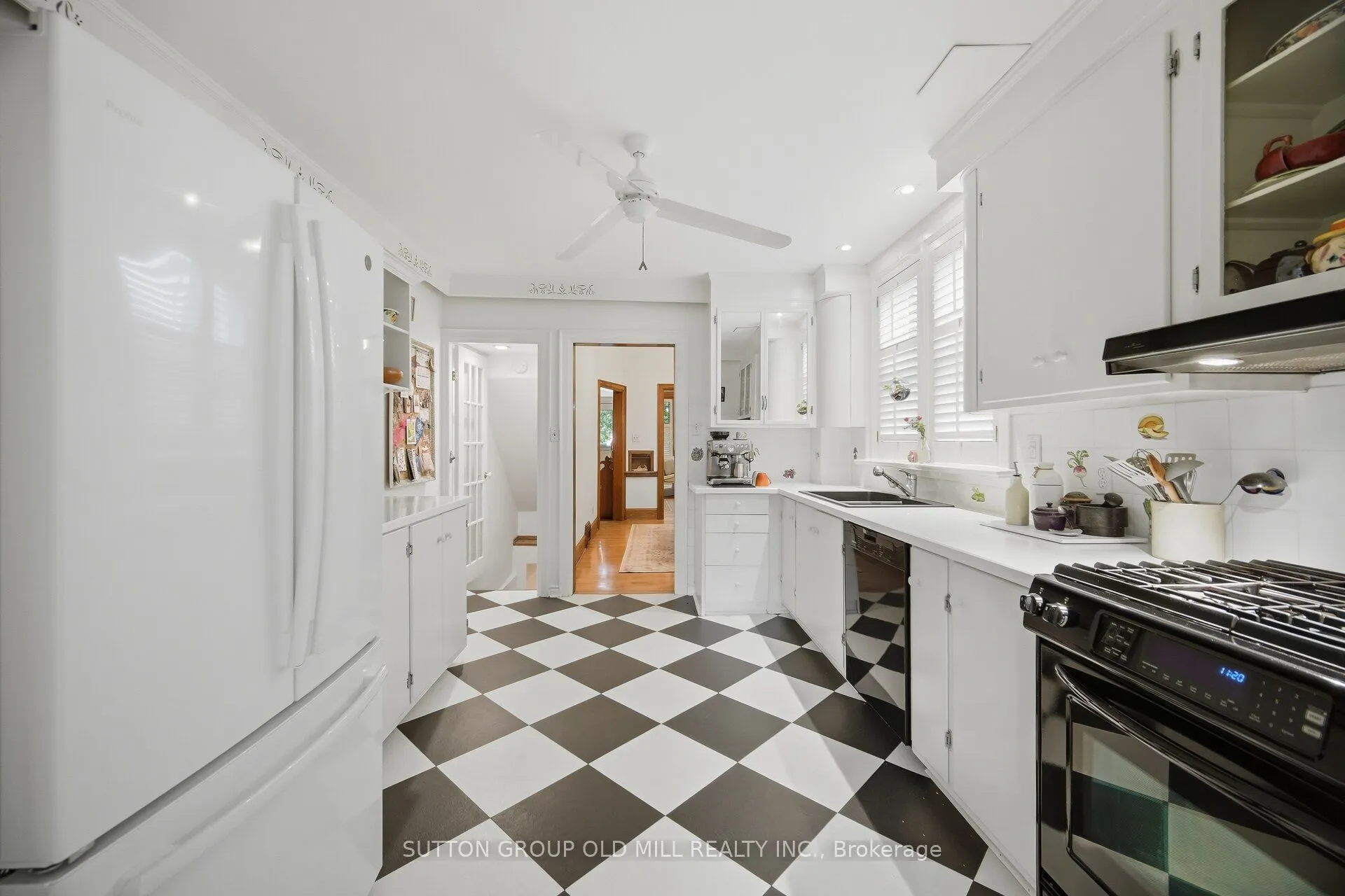 111 Palmerston Avenue