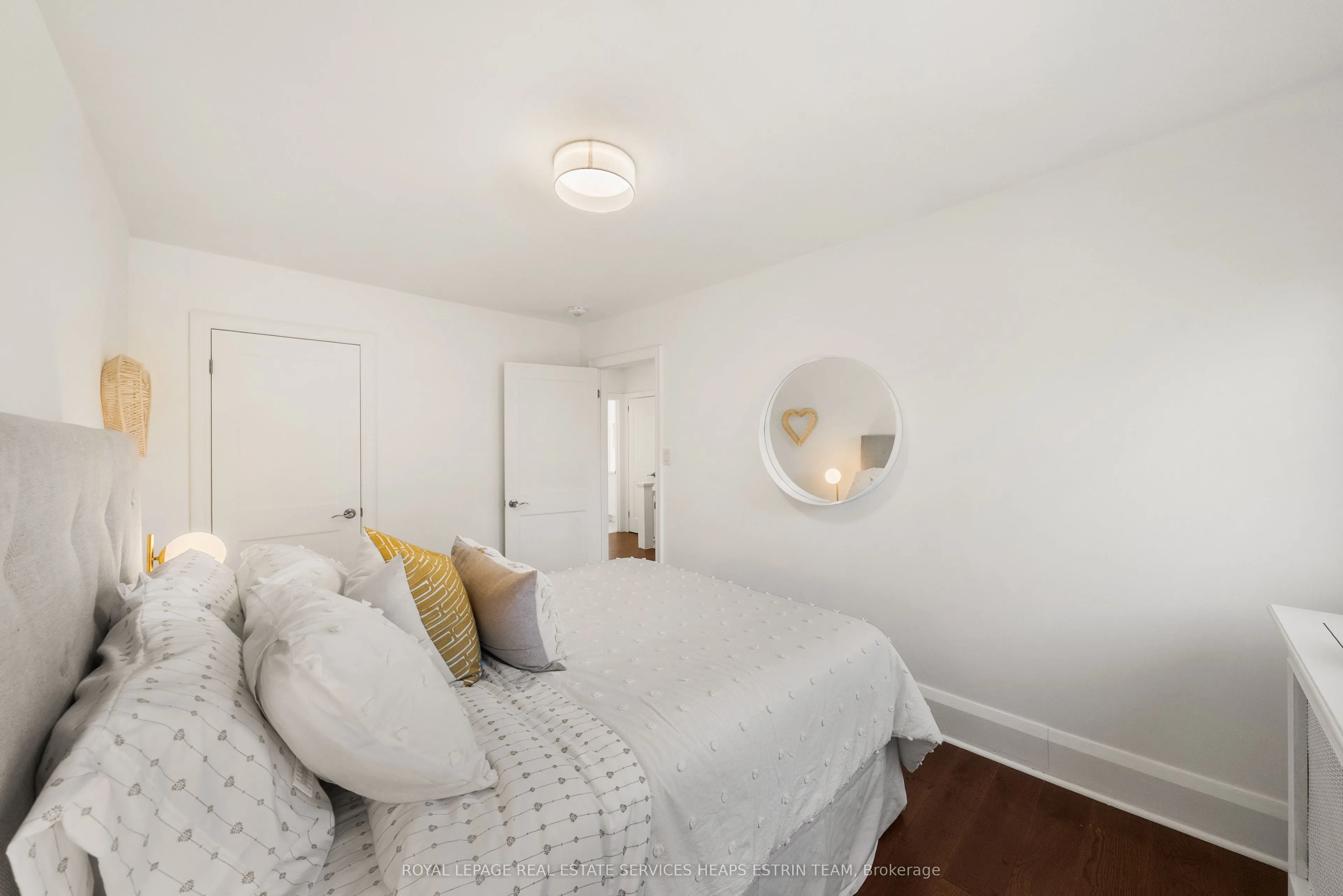 231 Heath Street E