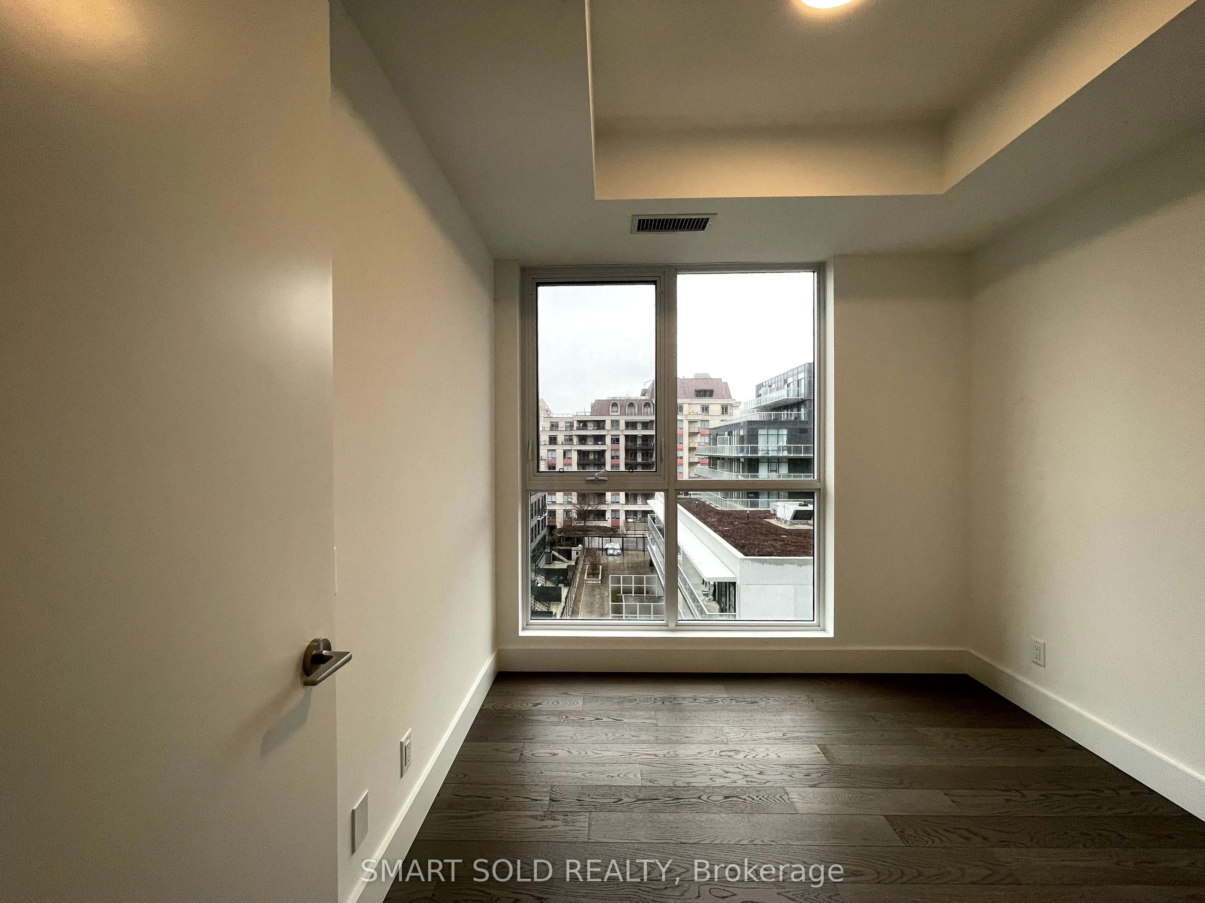 6 Greenbriar Road E #610