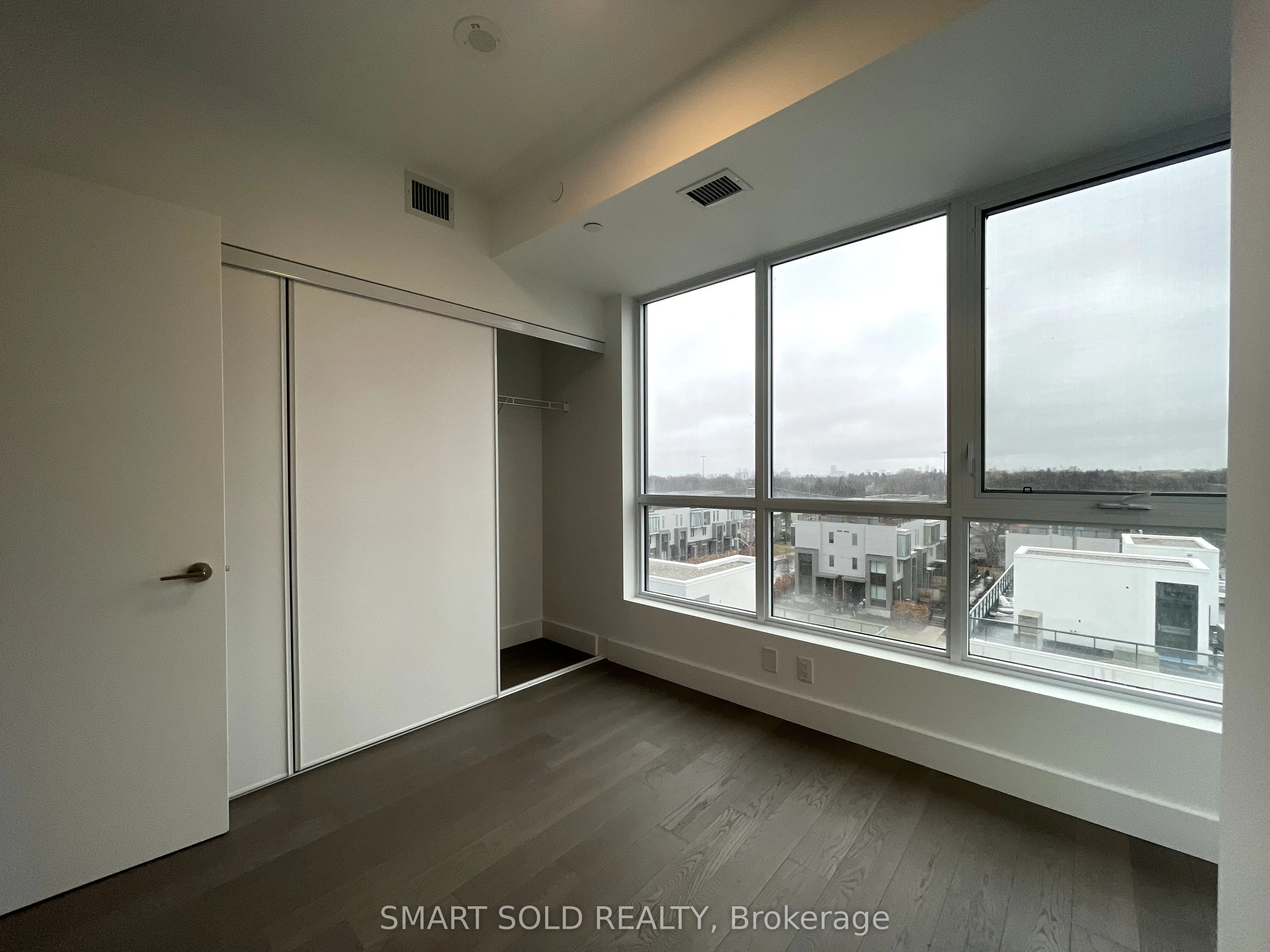 6 Greenbriar Road E #610