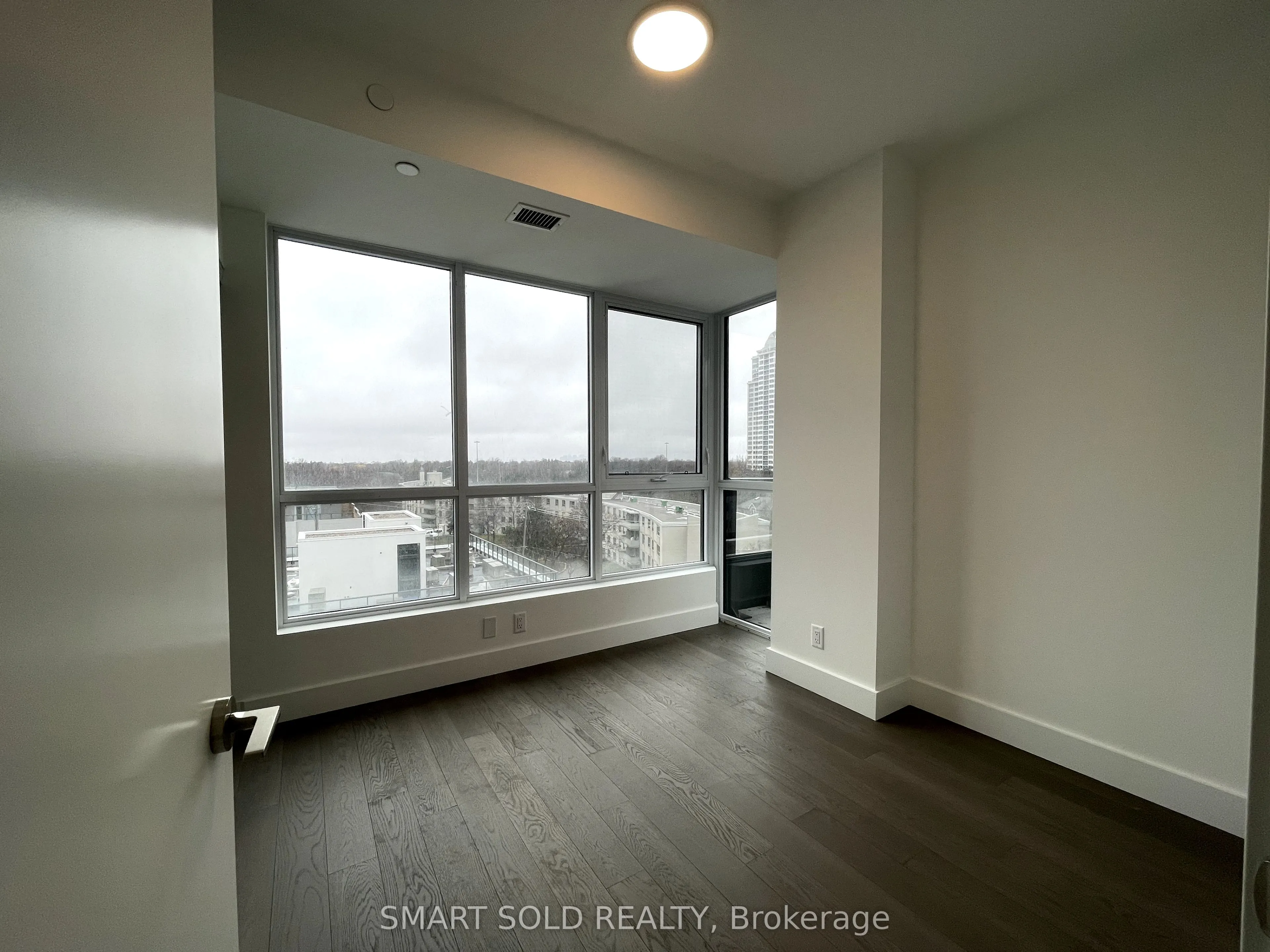 6 Greenbriar Road E #610
