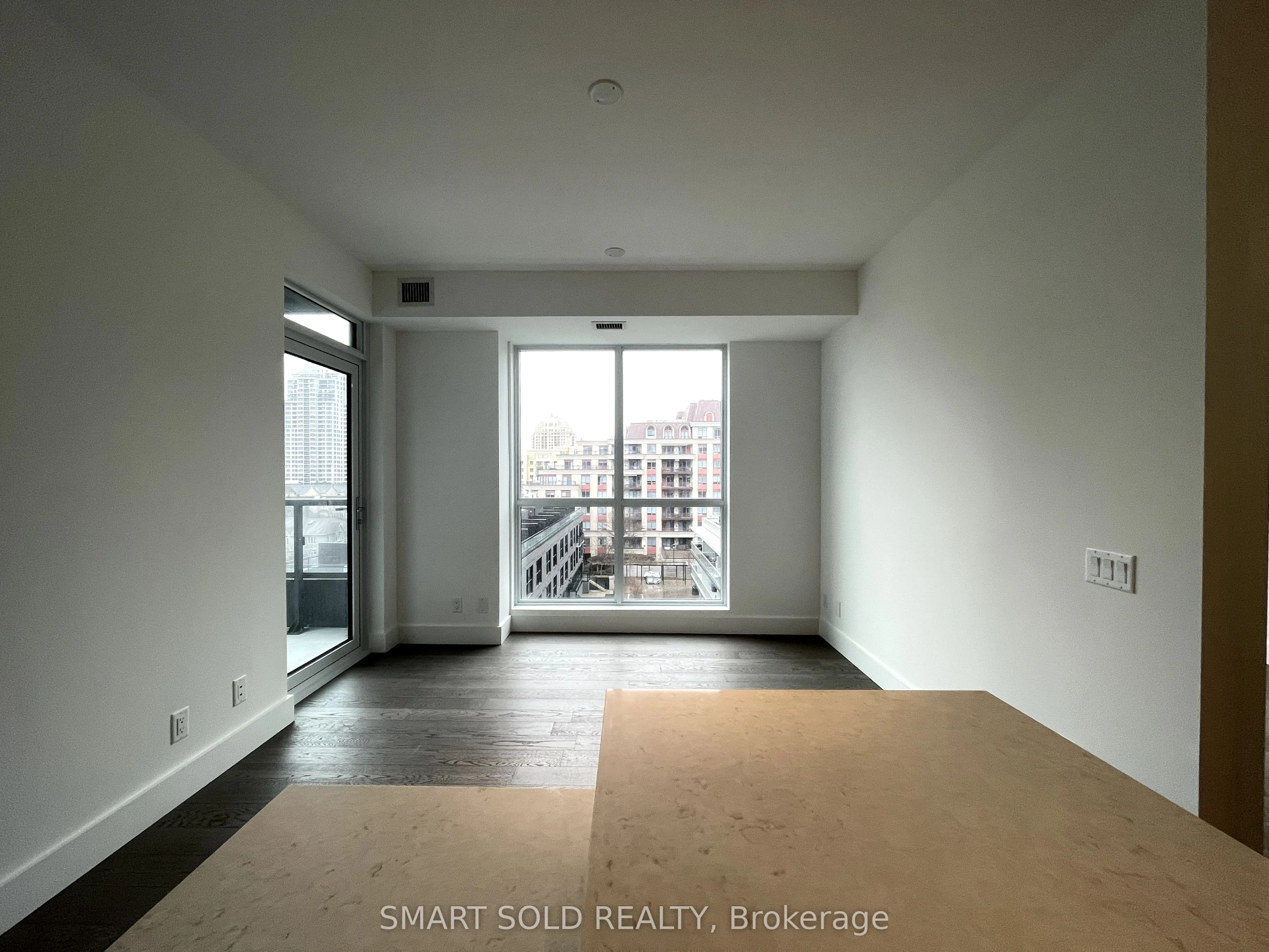 6 Greenbriar Road E #610