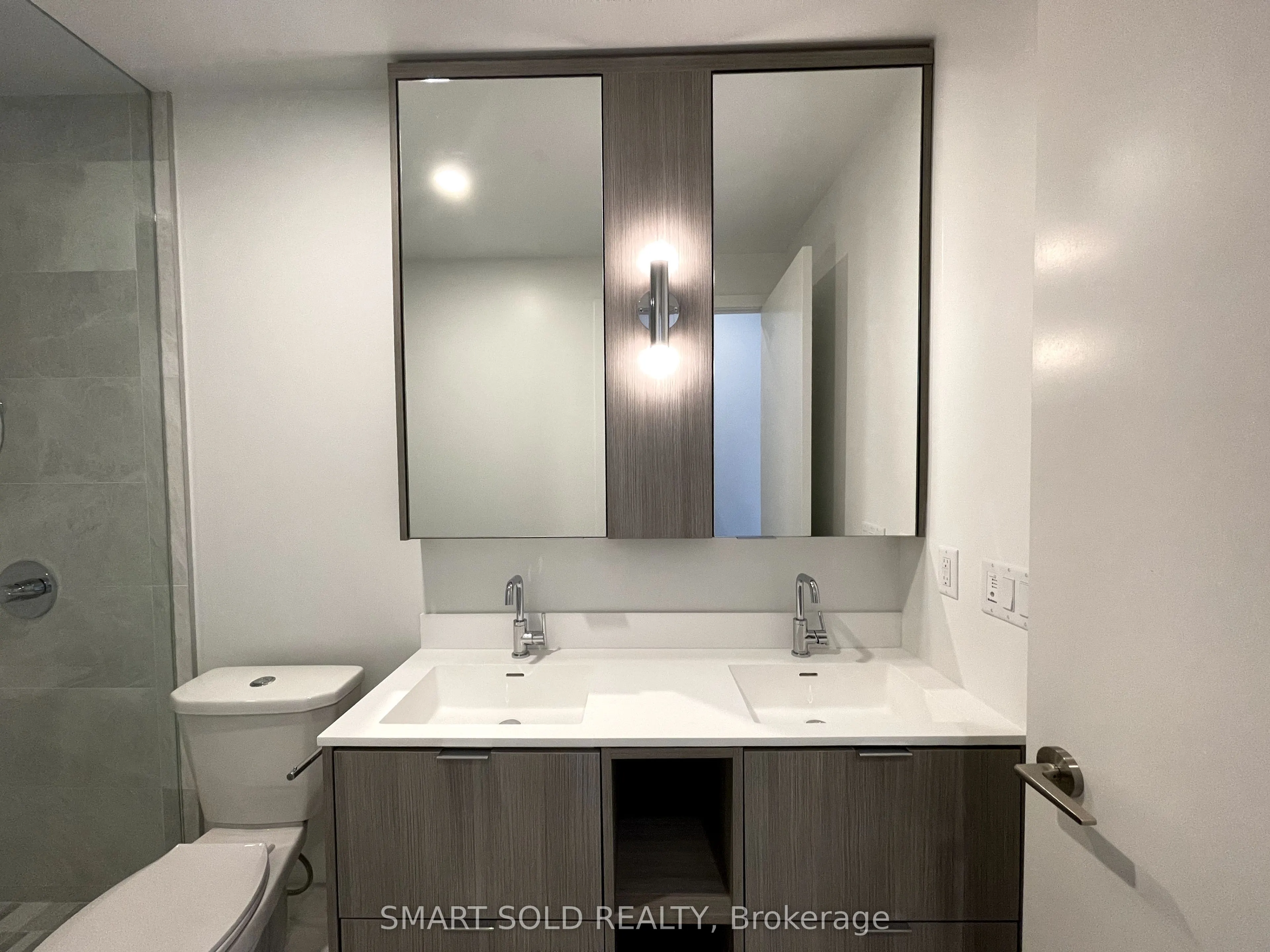 6 Greenbriar Road E #610