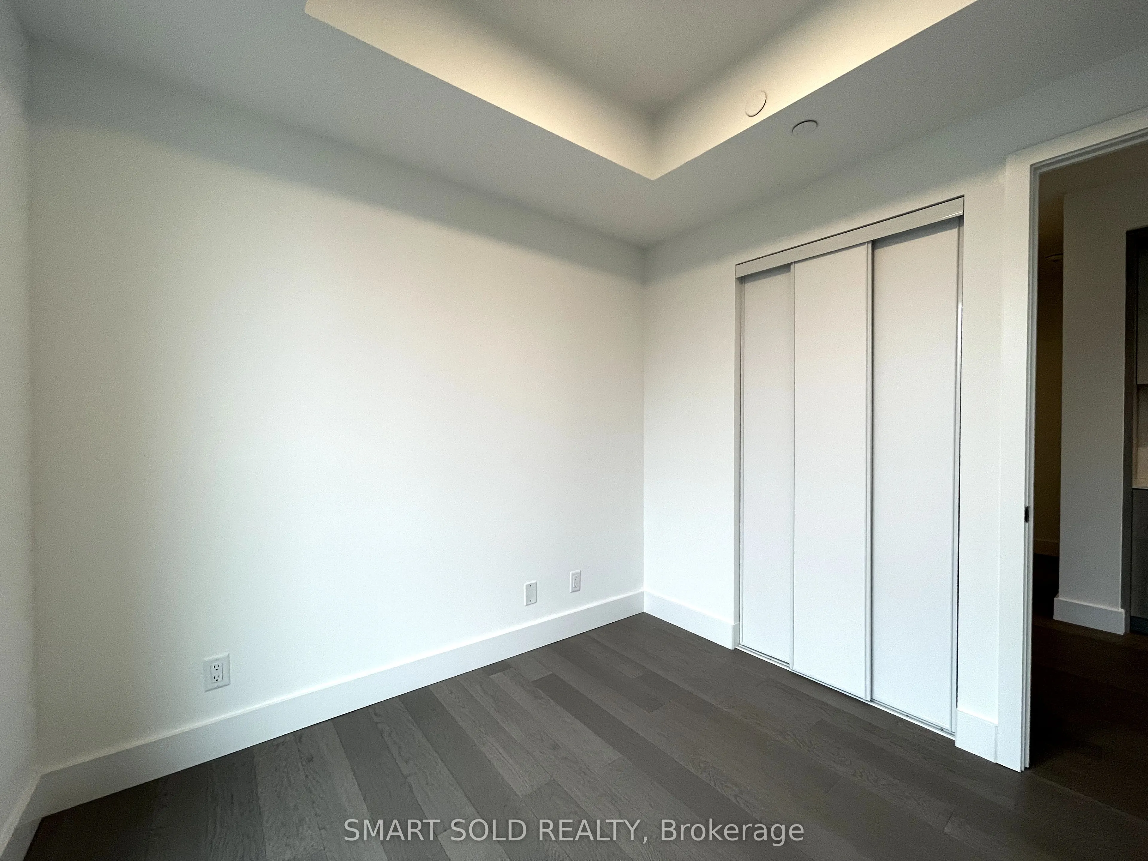 6 Greenbriar Road E #610
