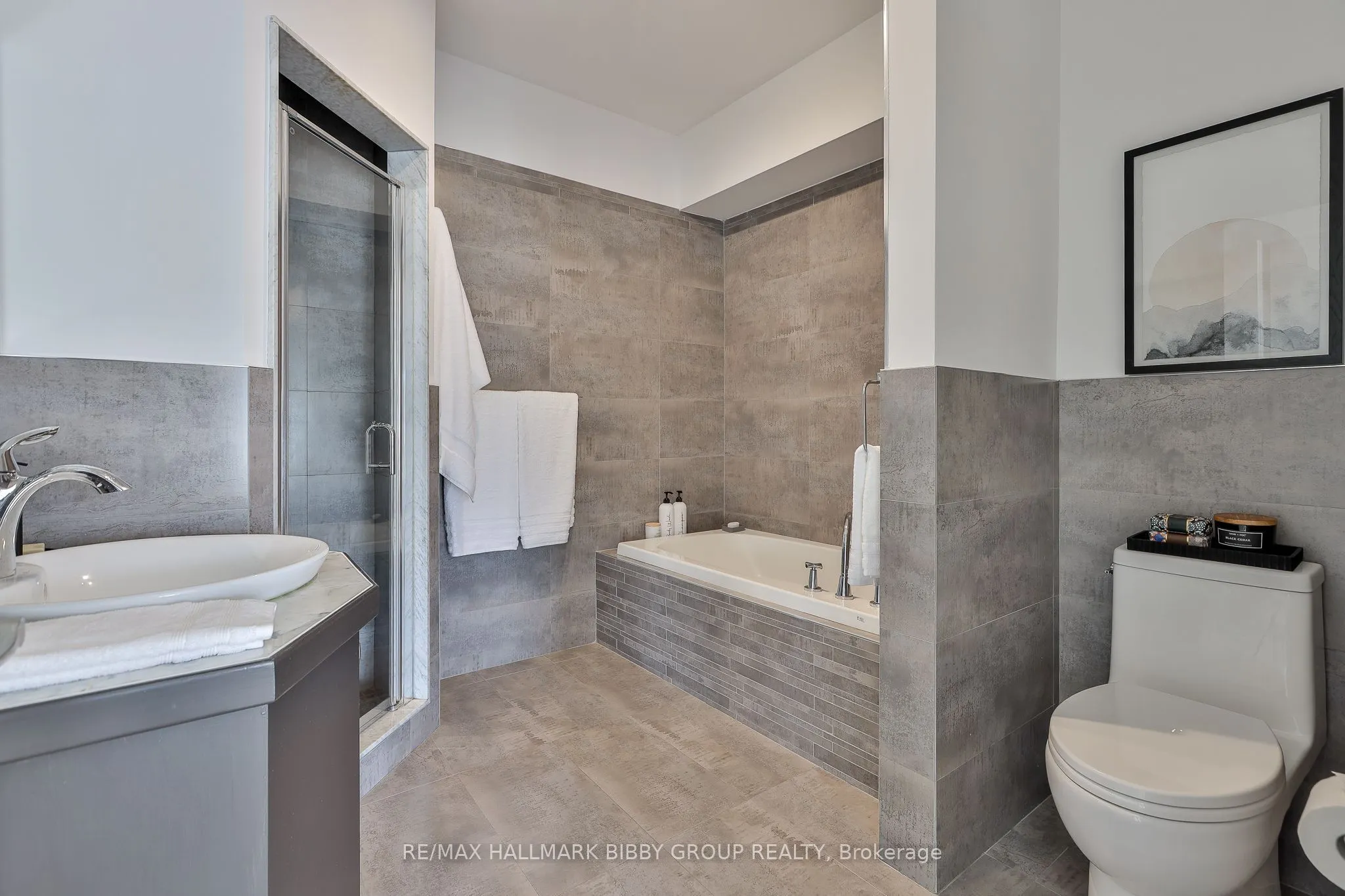 473 Dupont Street #7