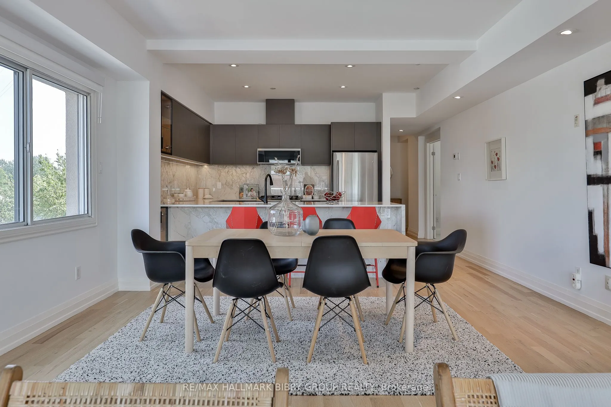 473 Dupont Street #7