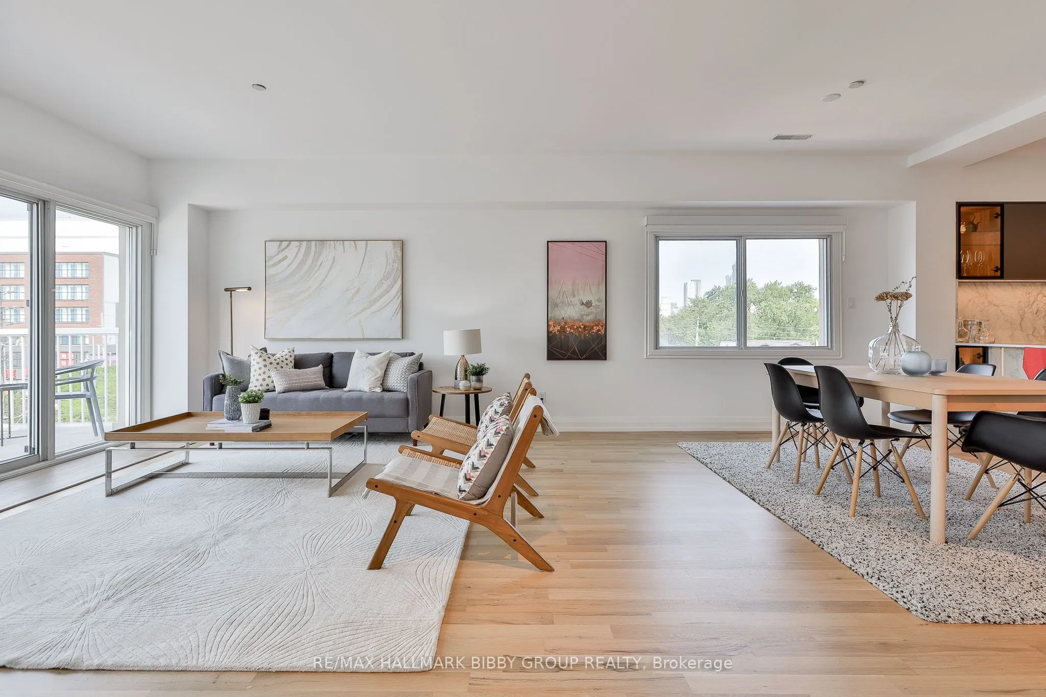 473 Dupont Street #7