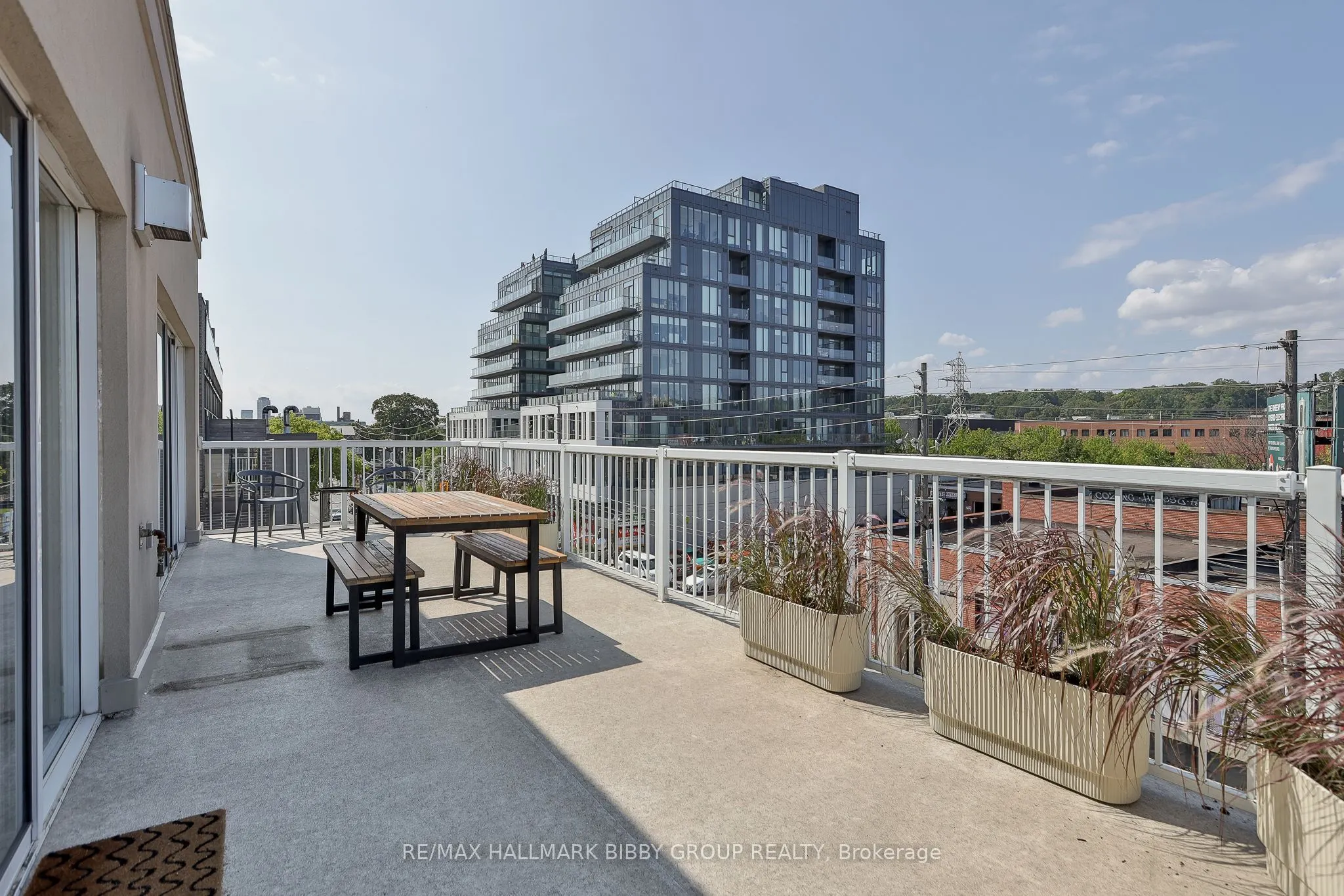 473 Dupont Street #7