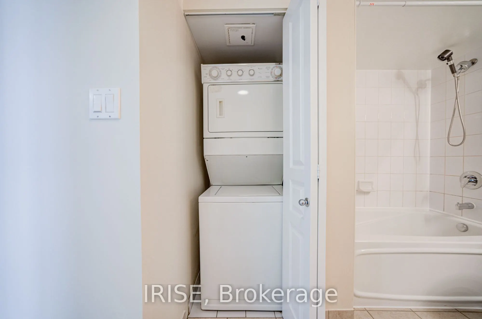 323 Richmond Street E #1017