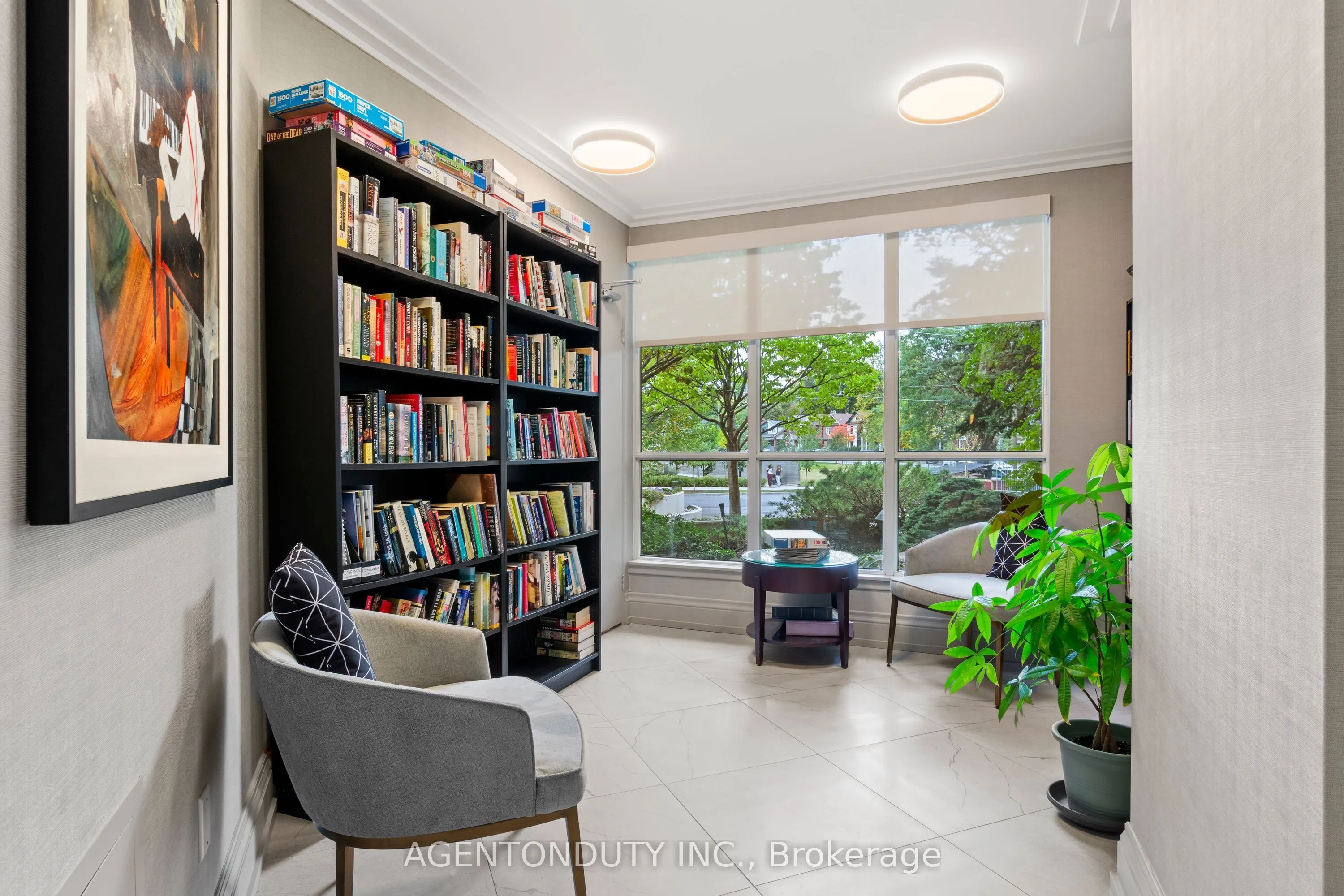 30 Holly Street #1003