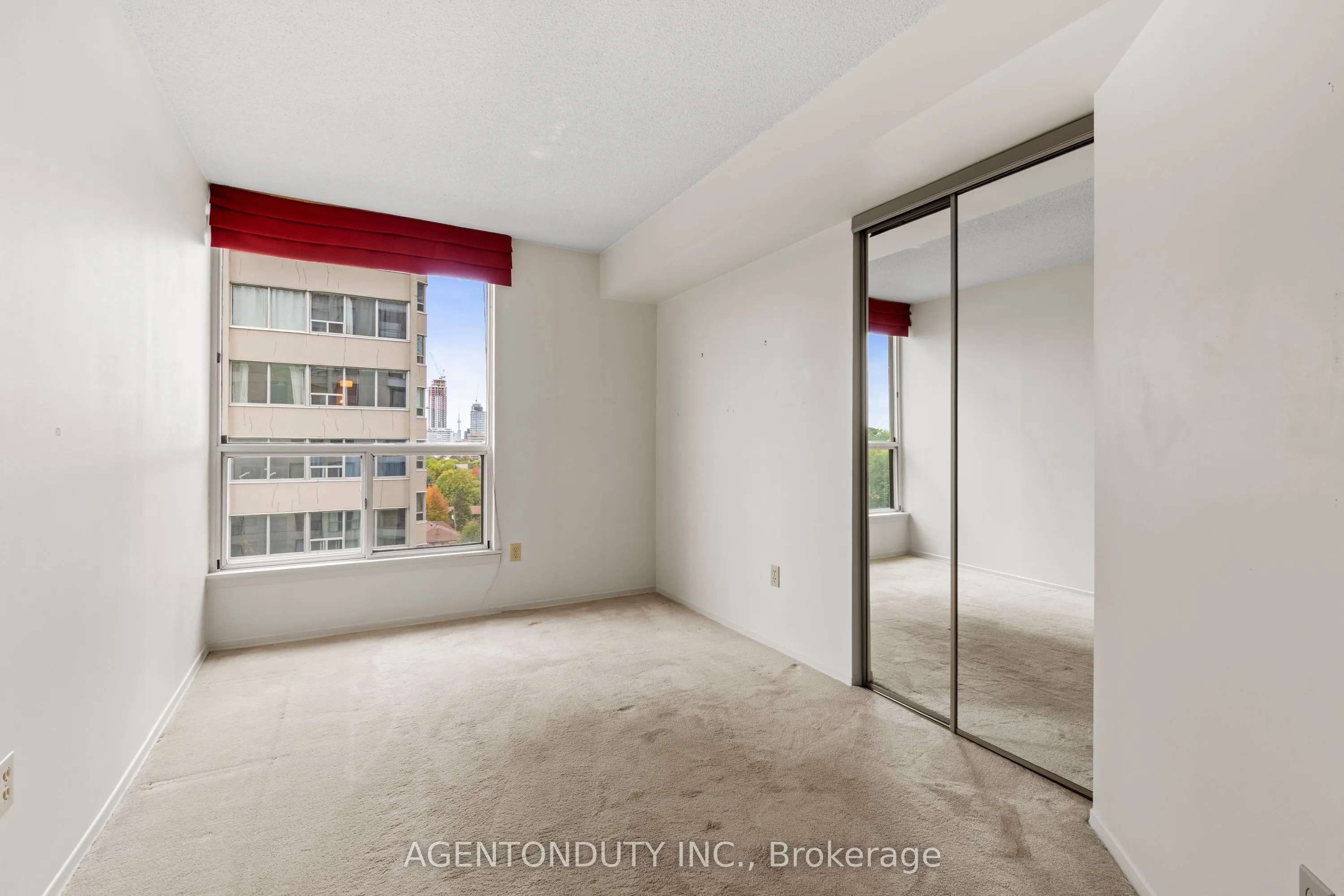 30 Holly Street #1003