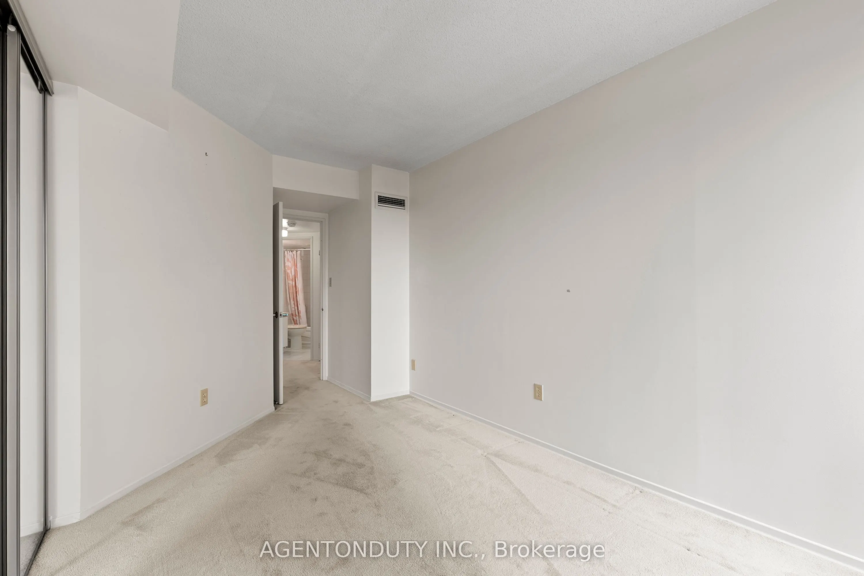 30 Holly Street #1003
