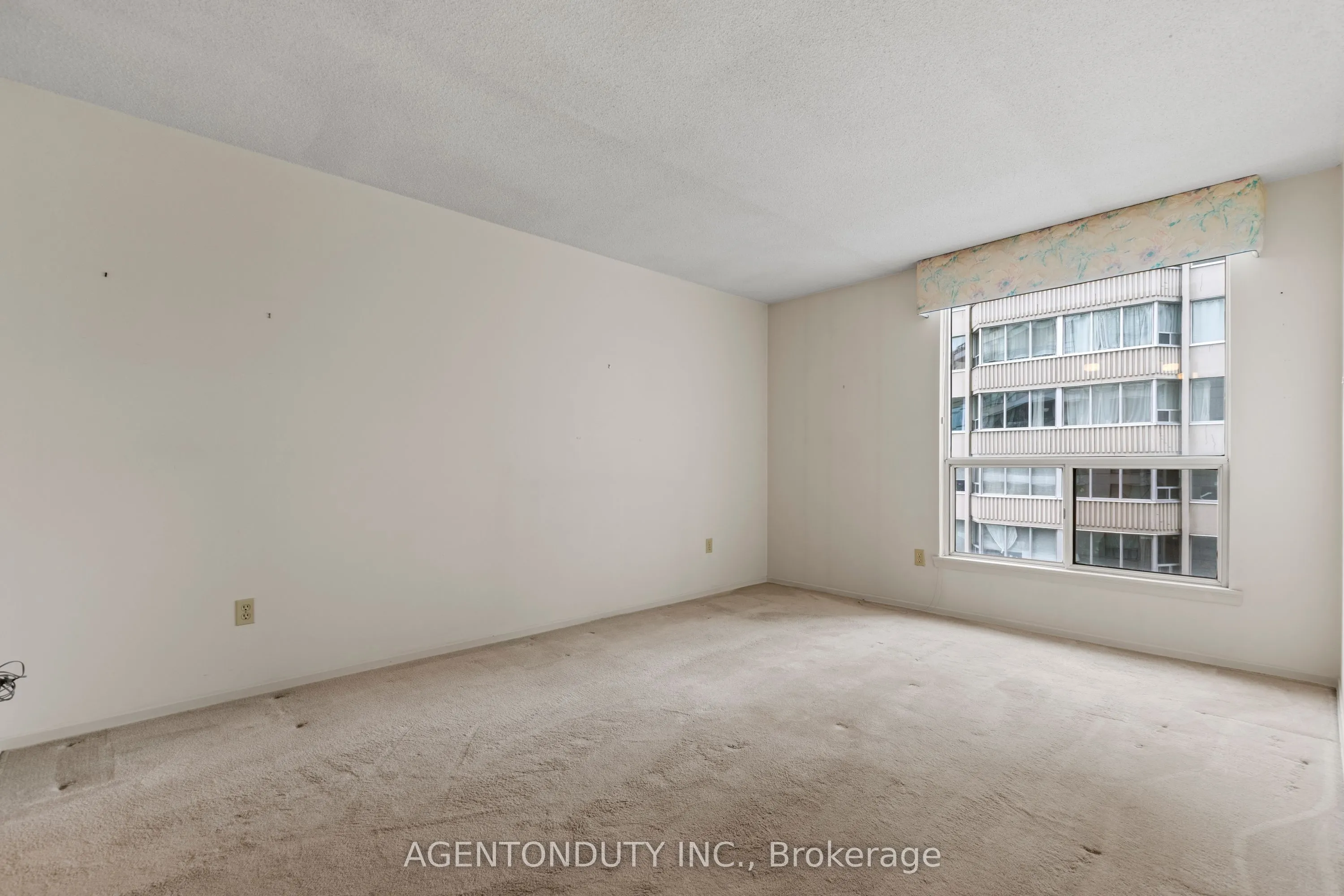 30 Holly Street #1003