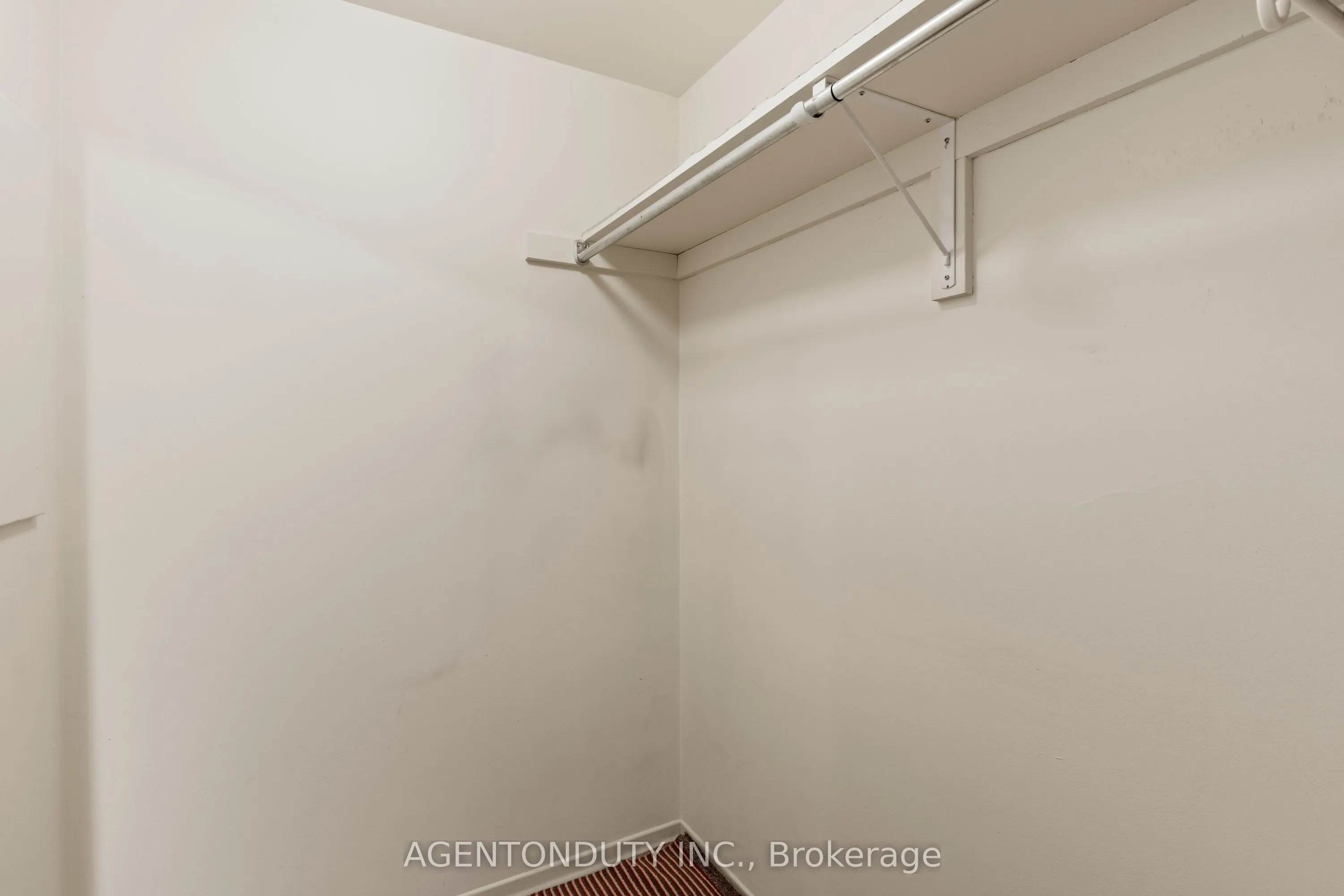 30 Holly Street #1003